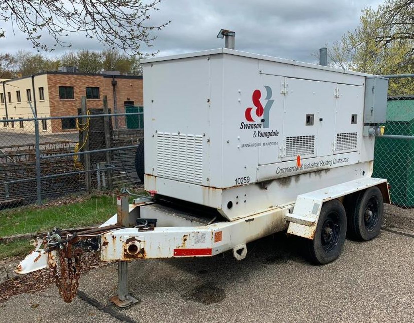 1998 International 4700 4X2, Ingersoll Rand Air Compressor, Generac Generator & Surface Grinder