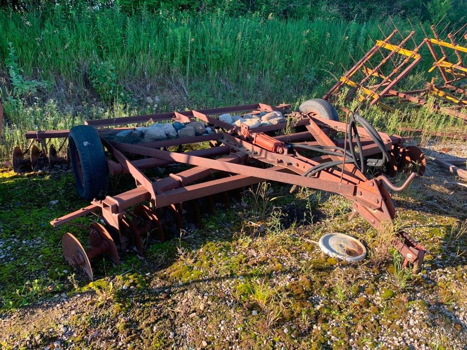 John Deere 350 Dozer, Cat 951B Traxcavator, 1987 Ford F800 10' Dump Box, IH Disc. & 12' V-Plow