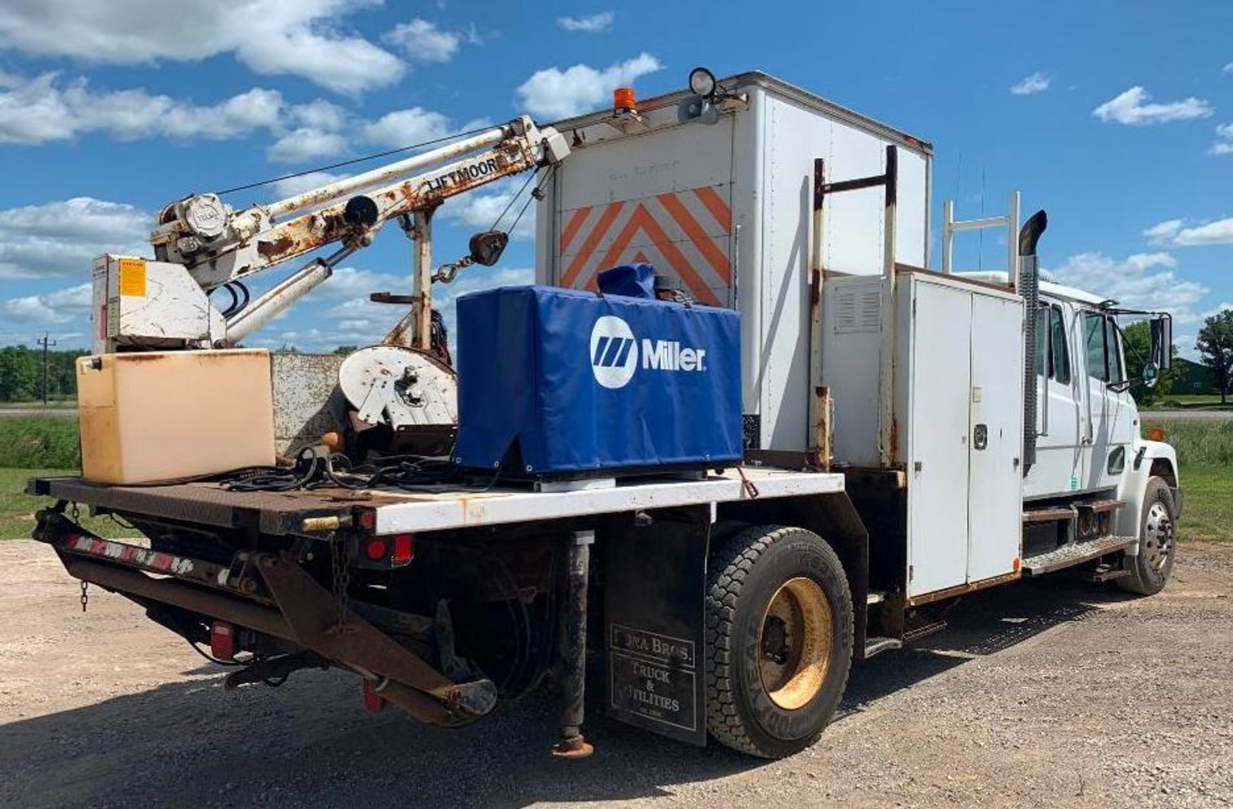 2003 Freightliner FL70 Service Truck