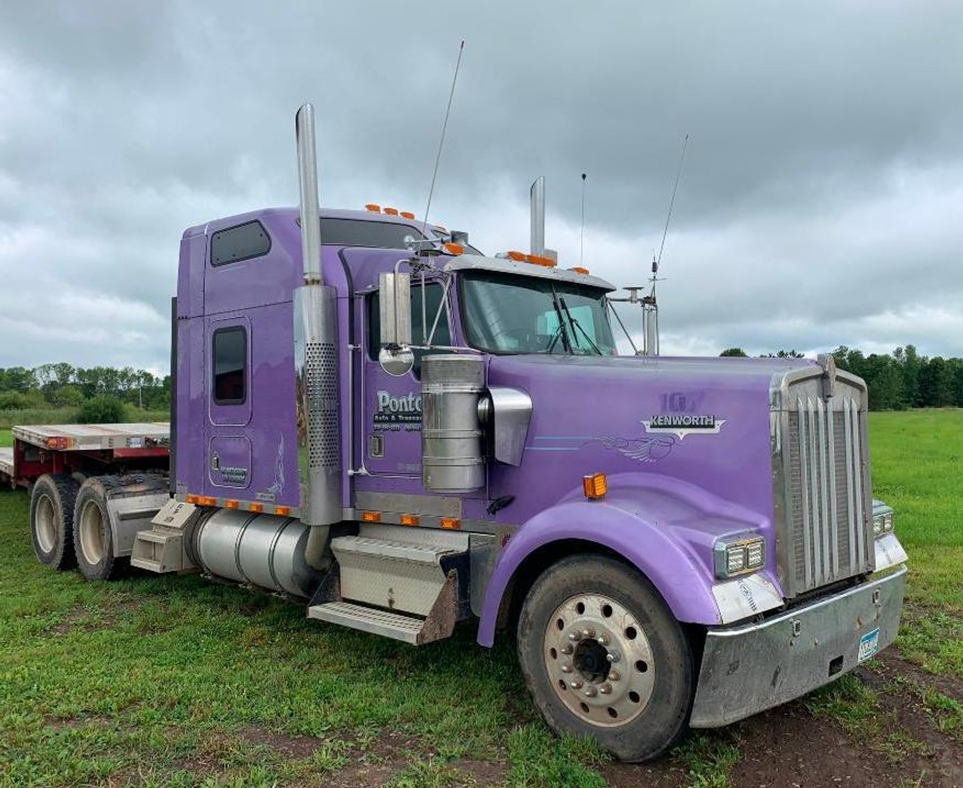 Sun Valley 7-Car Hauler, 2001 Kenworth W900L, 2010 Fontaine 53’ Step Deck, 2005 Freightliner M2 26’ Van Body, 2003 IH Steel Car Hauler With Rear Stinger