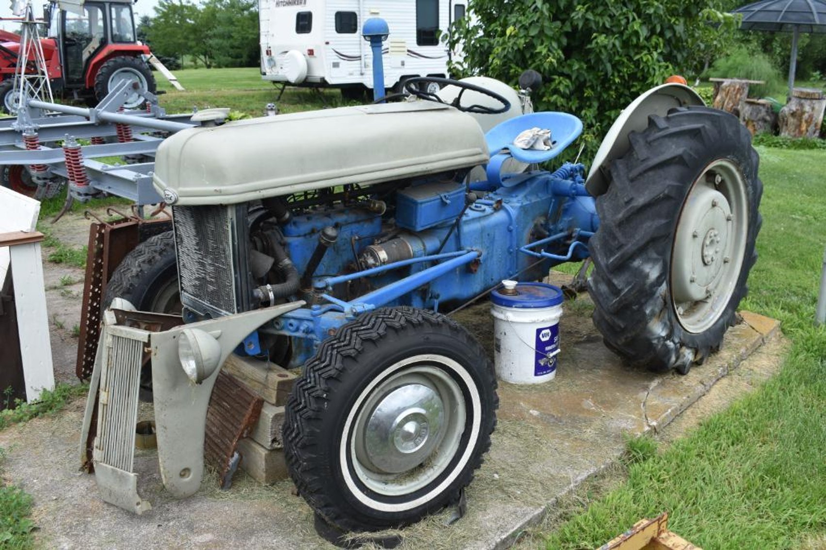 Downsizing: 1997 Hitchhiker Camper, Farm Equipment, Cookie Jars, Die Cast & Collectible