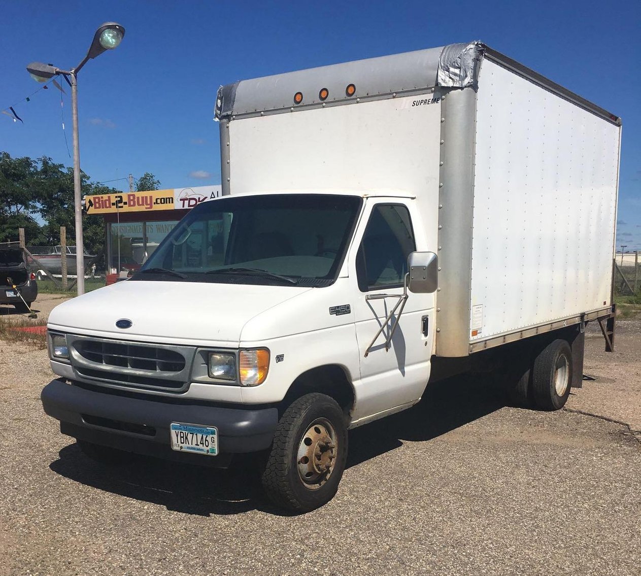 (4) Cube Trucks, (2) Express Vans & 2010 Ford F350 XL Flatbed With Hoist