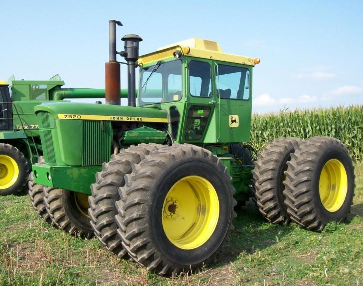 Pohlen Farm Equipment Auction