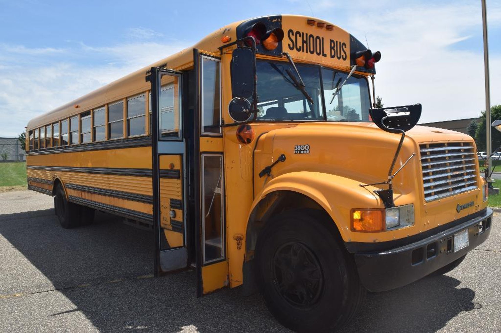 (2) Thomas School Buses, 2006 Chevrolet Express Van & 2007 Chrysler Town & Country