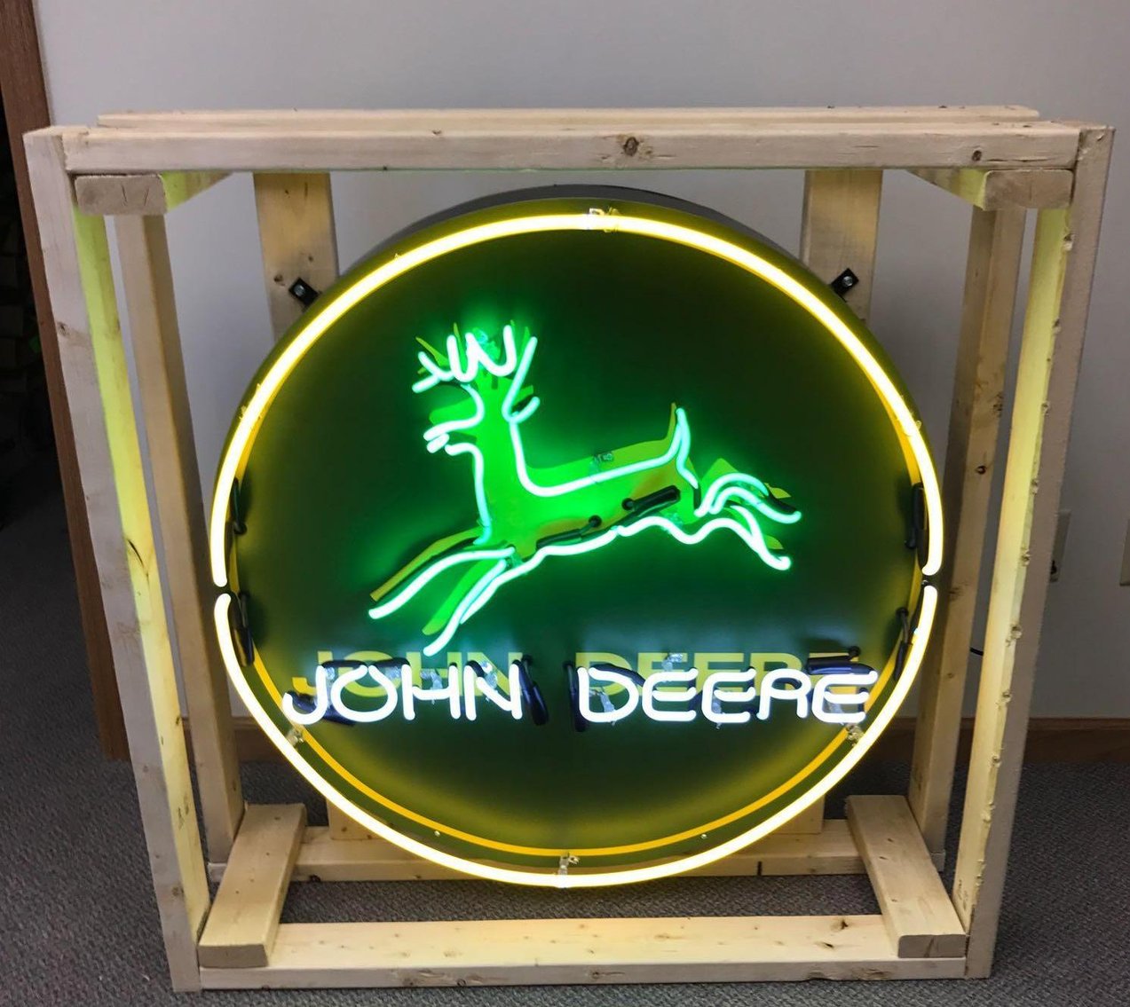 (6) New Classic Neon Signs