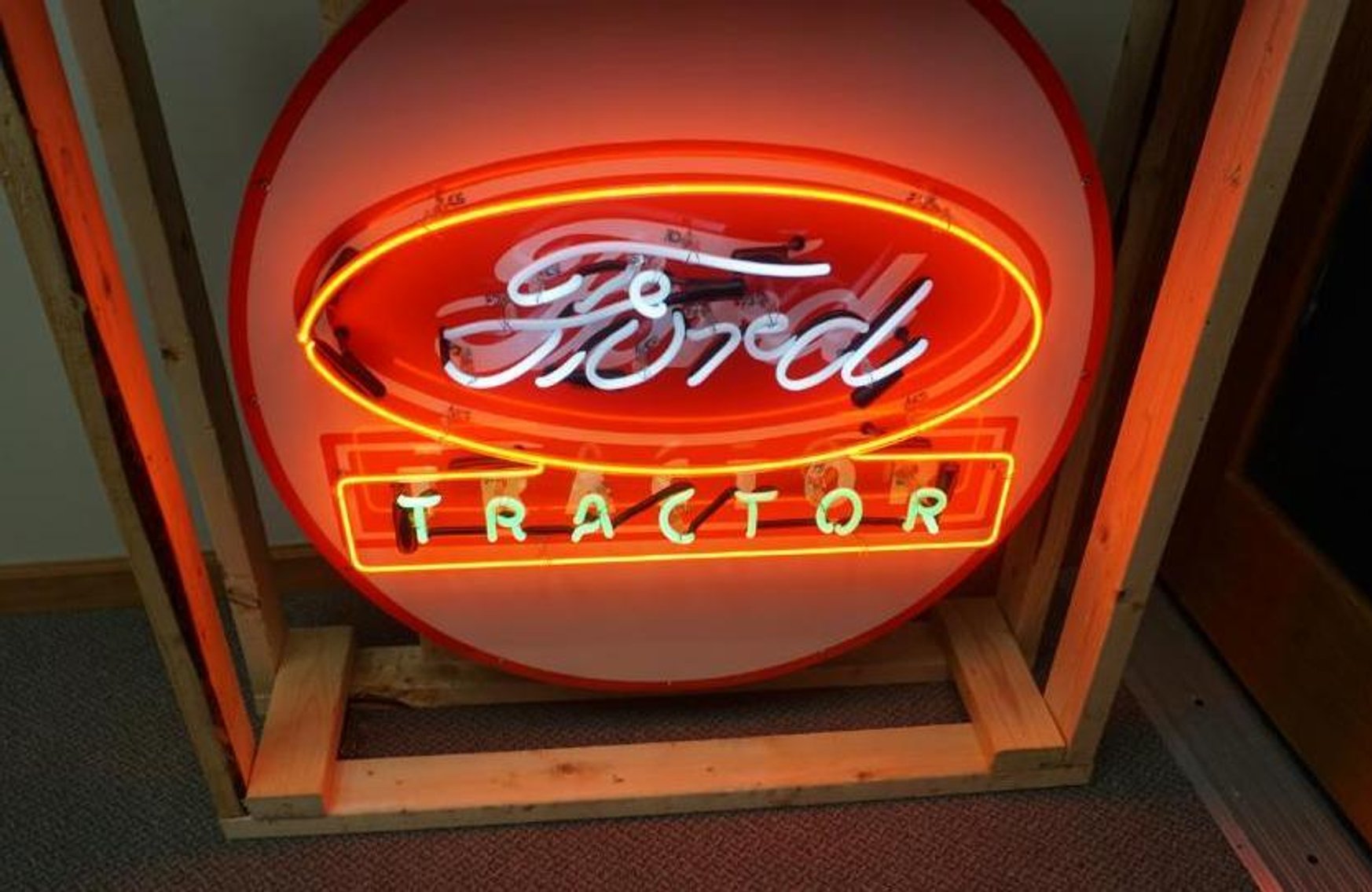 (6) New Classic Neon Signs