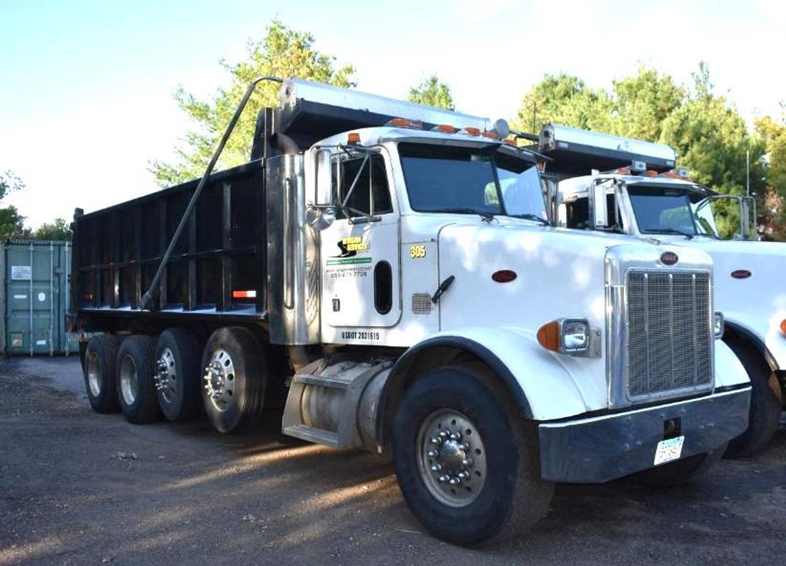 2005 & 2007 Peterbilt 357 Quad Axle Dump Trucks