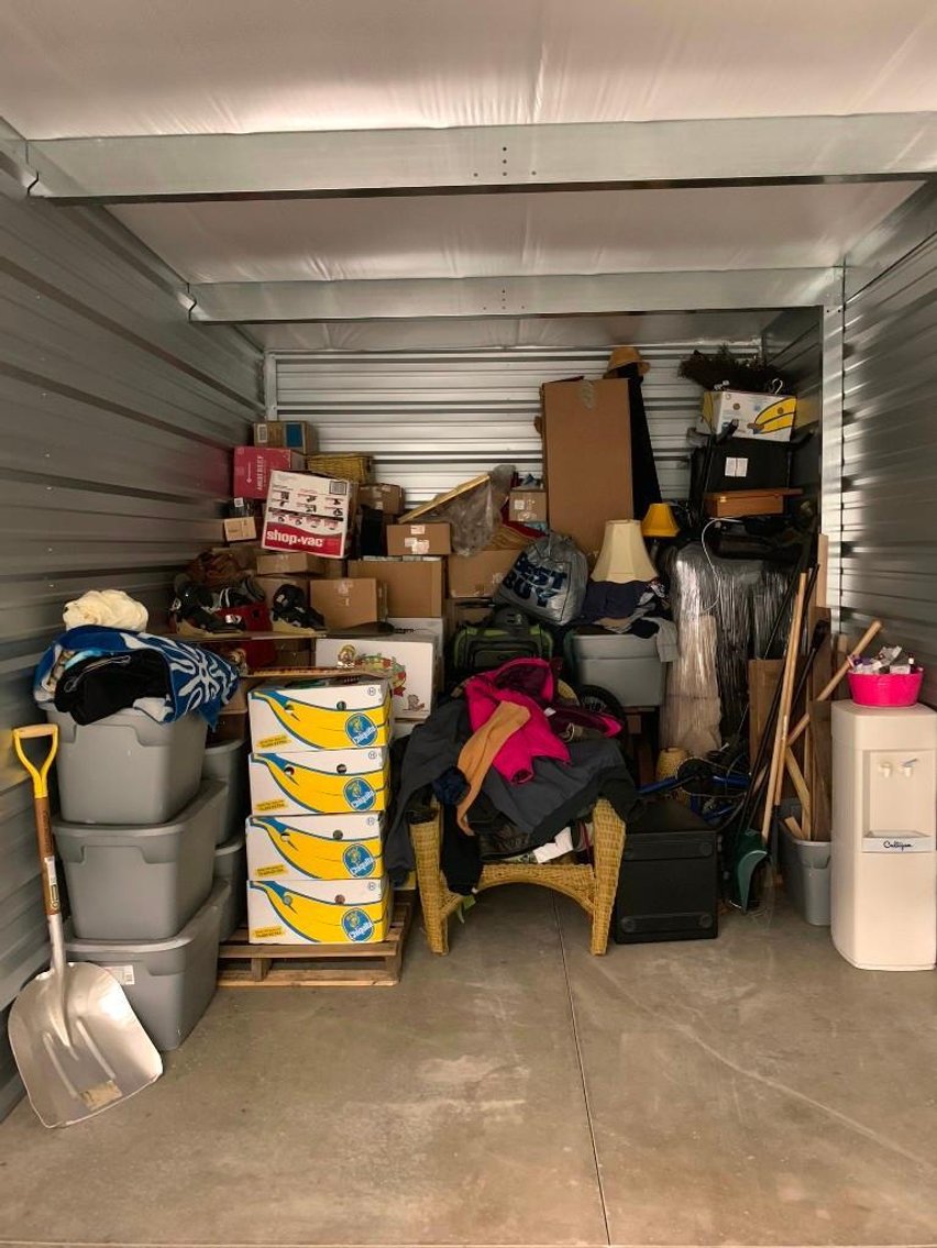 (1) 10X20 Storage Unit