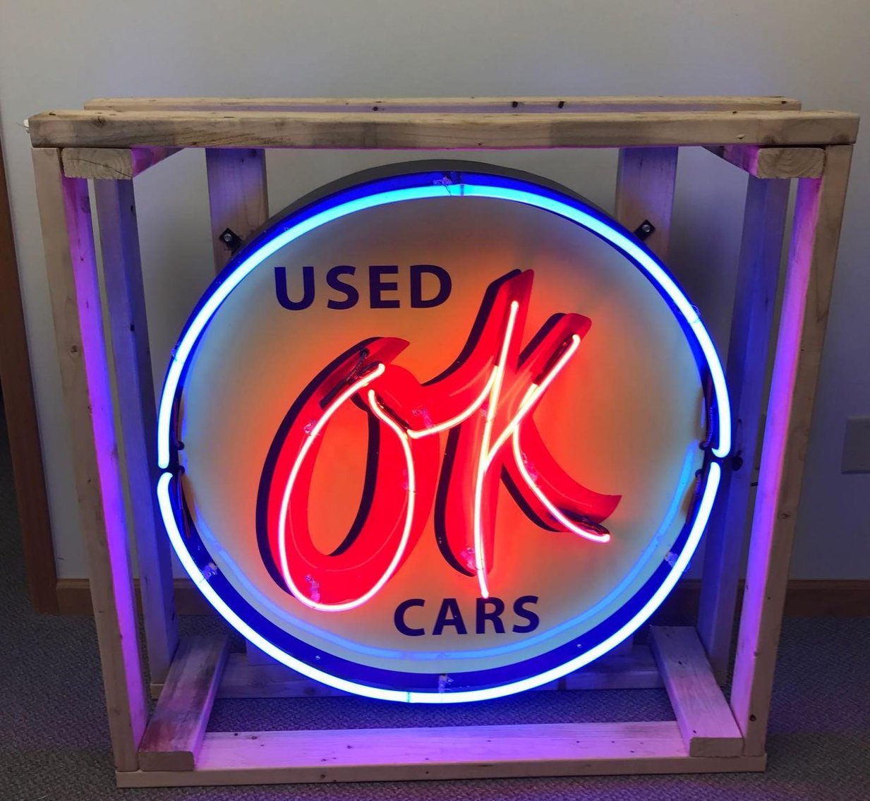 (4) New Classic Neon Signs