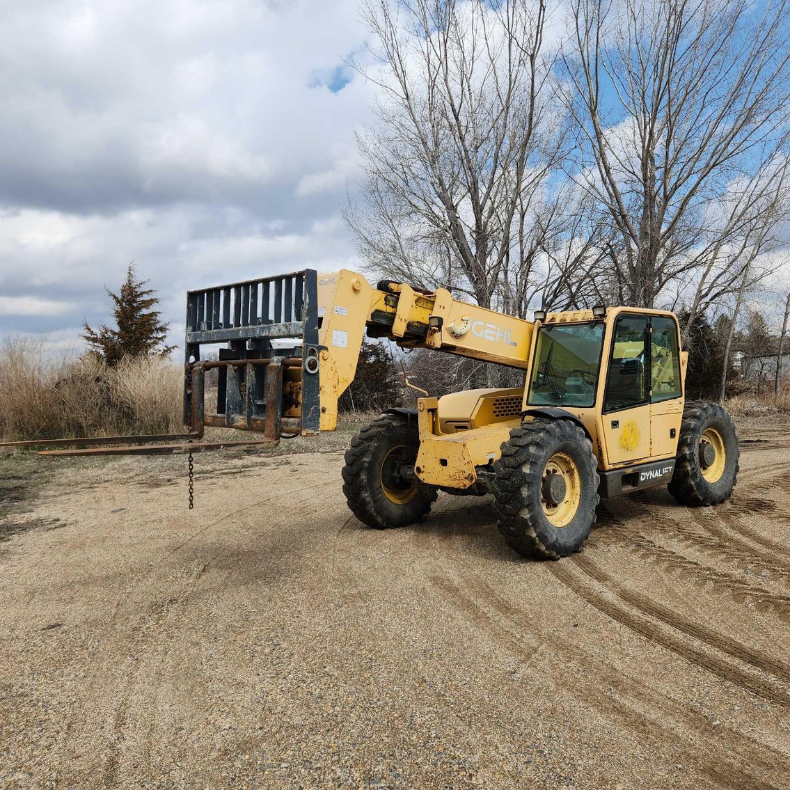 Farm Equipment, Trailers, Shipping Containers, Recreational, Lawnmowers Consignment Auction