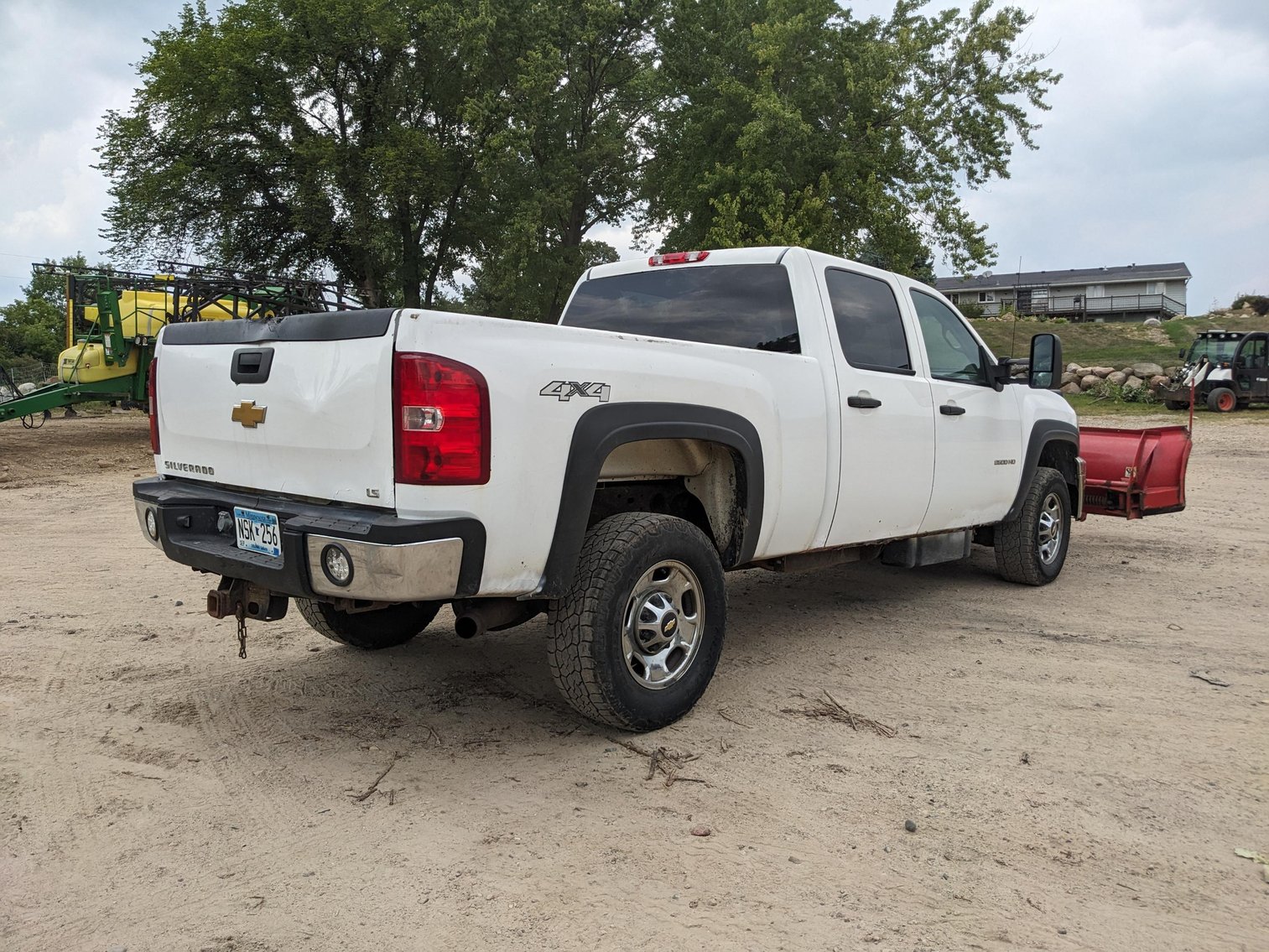 2013 Chevrolet 2500 HD 4X4 Truck With 10' Western Plow