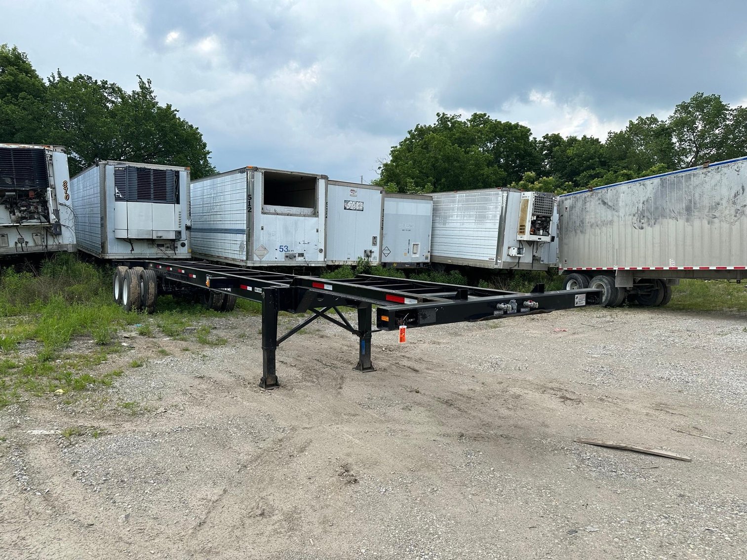 (3) 2023 TTSA Container Chassis/Trailers, (3) Kenworth T680 Semis