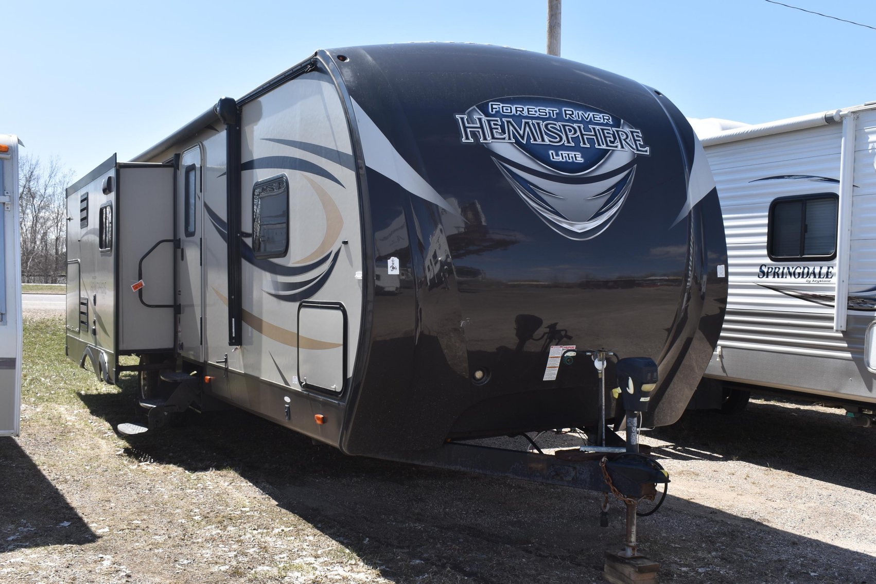 14 Campers: 10 Travel Trailers & (3) 5th Wheels