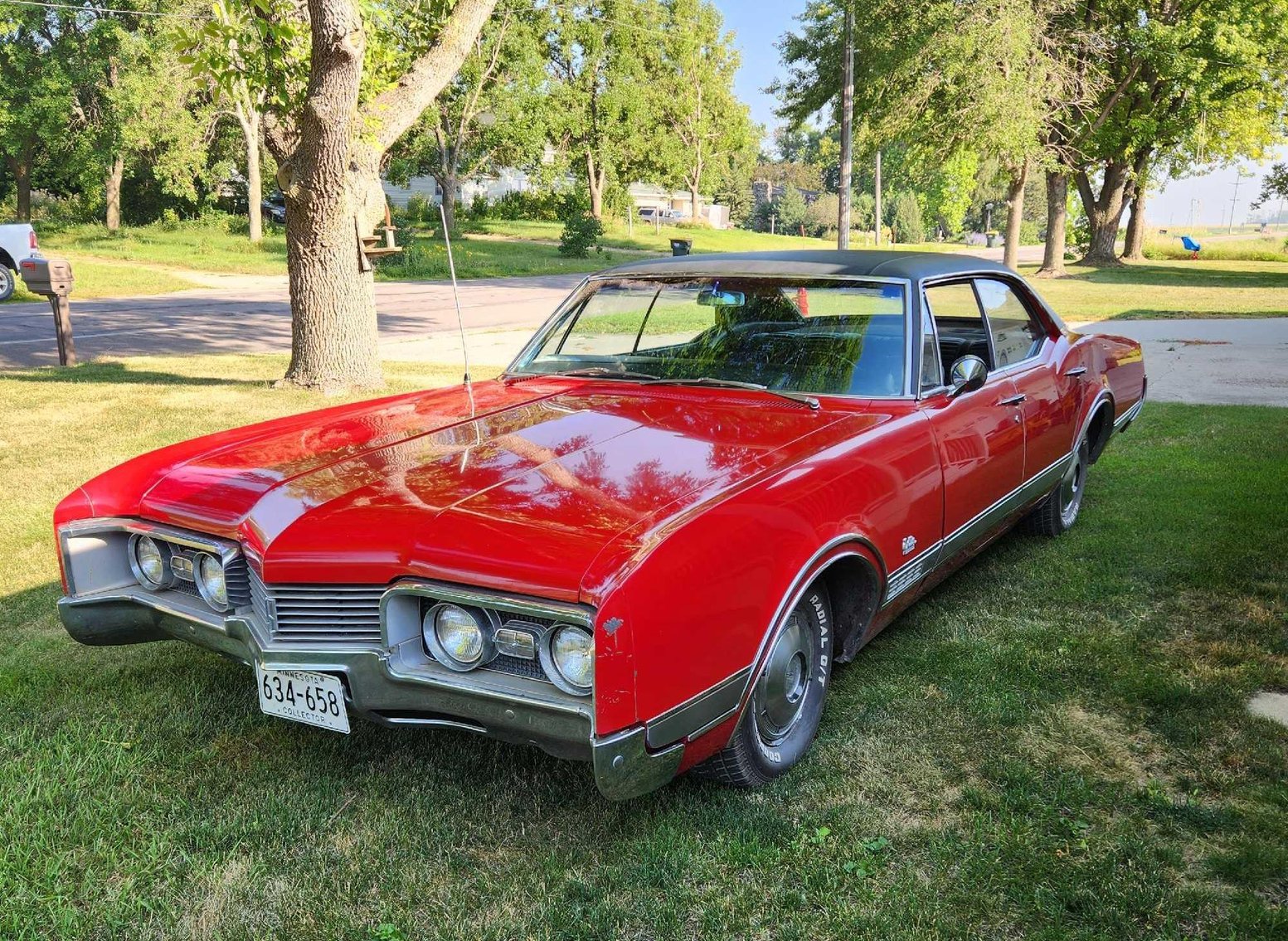 1967 OLDSMOBILE DELTA 88 CUSTOM 4 DOOR HARD TOP