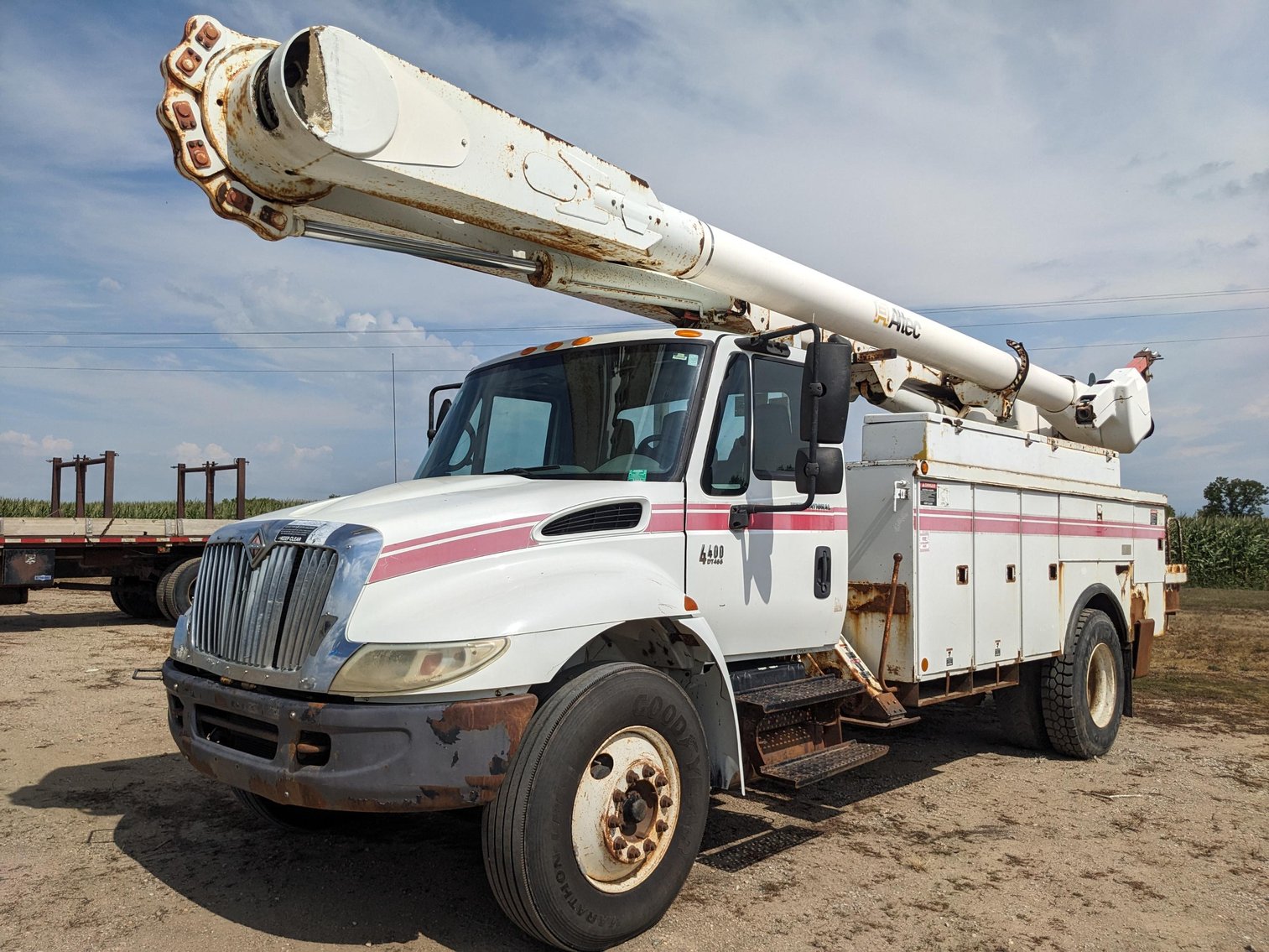 Utility Contractor: Digger, Crane & Pickup Trucks