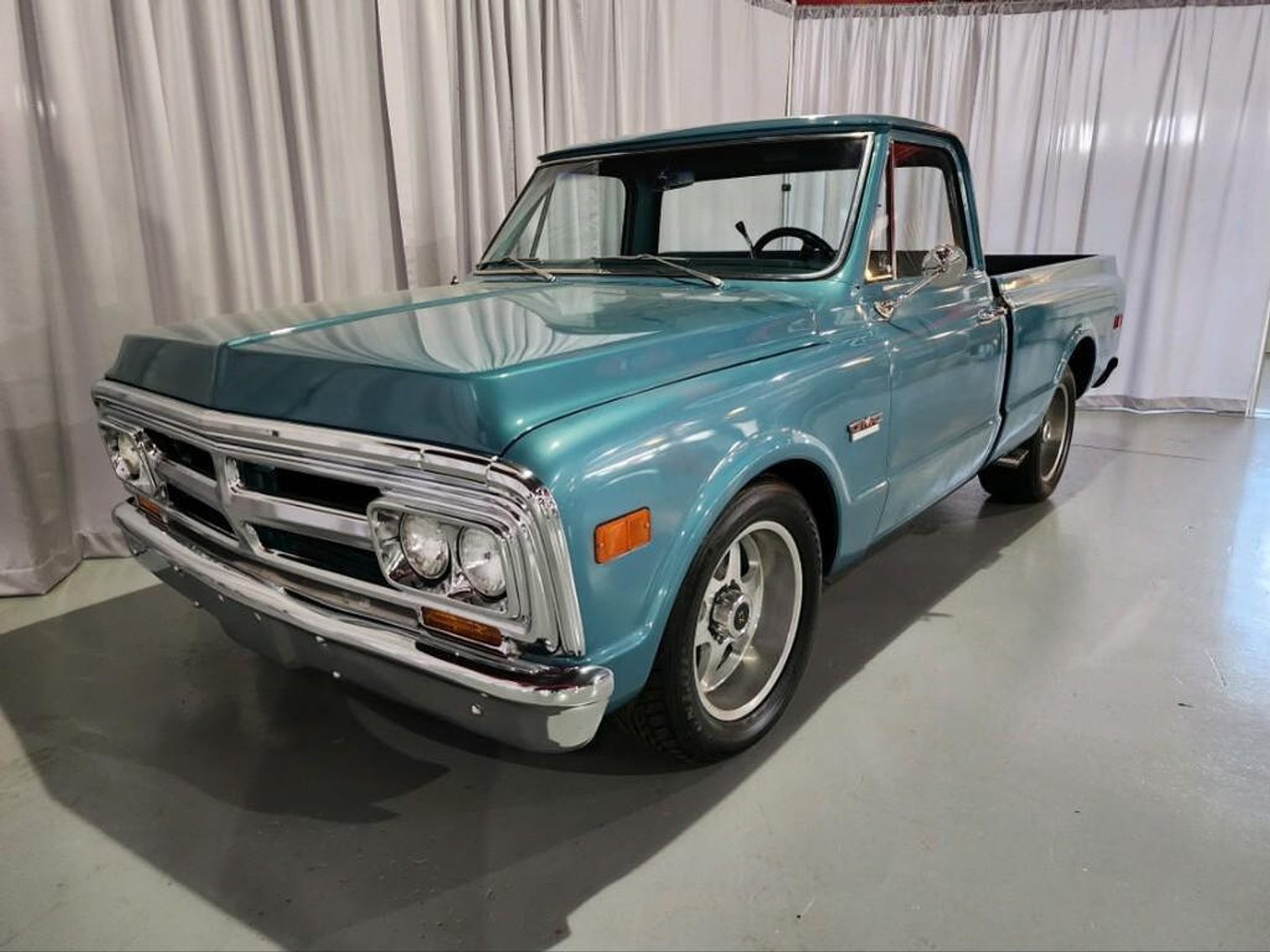 Remlinger Collector Car Auction: (11) Vehicles **Online Only**