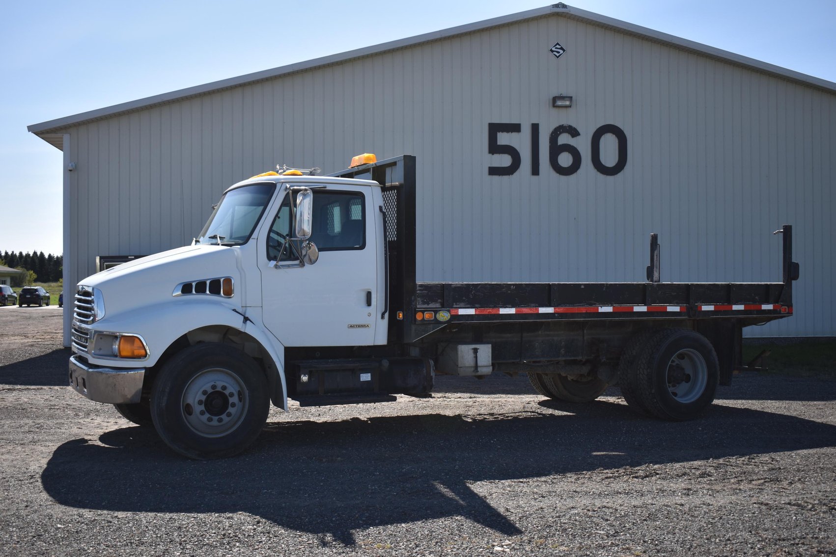 Trucks, Trailers & Construction Equipment