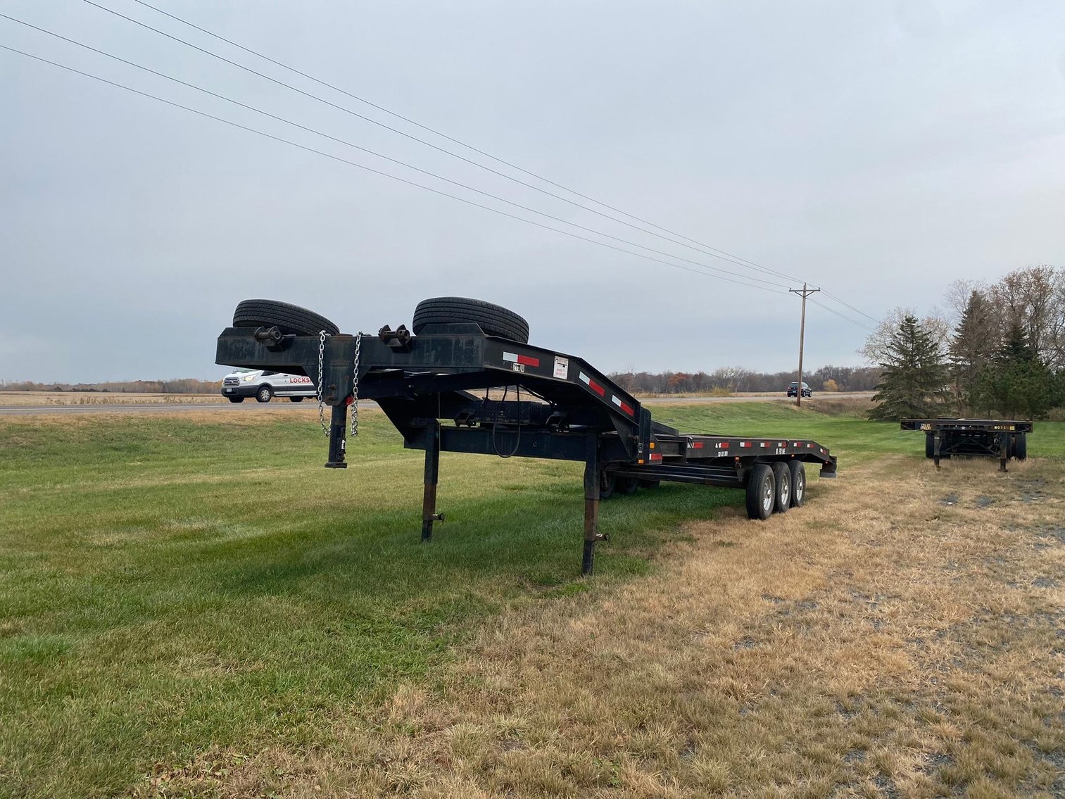 1998 Hide a Bed Gooseneck Trailer