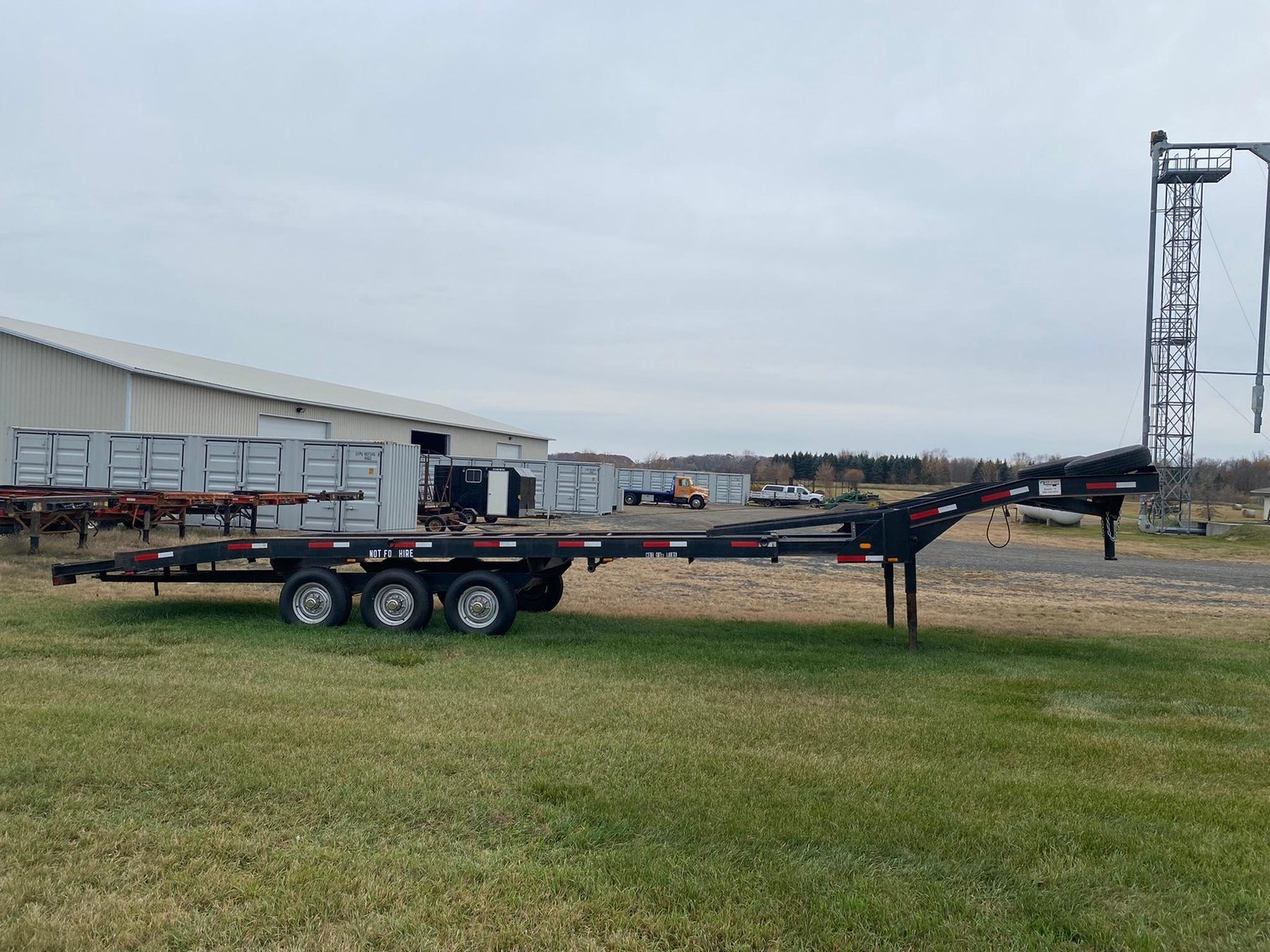 1998 Hide a Bed Gooseneck Trailer