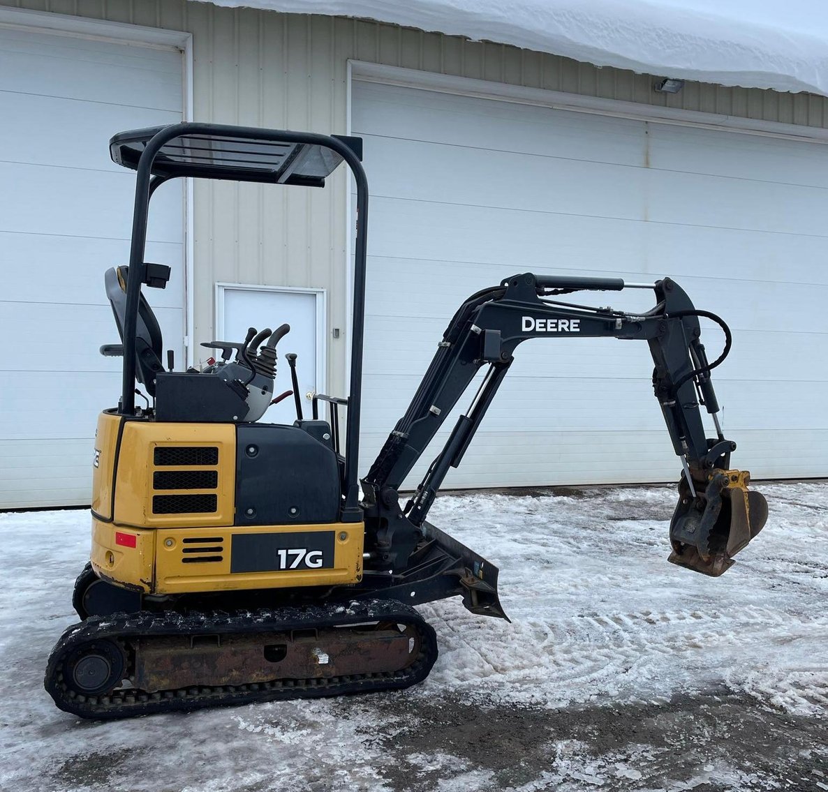 John Deere 17G Mini Excavator