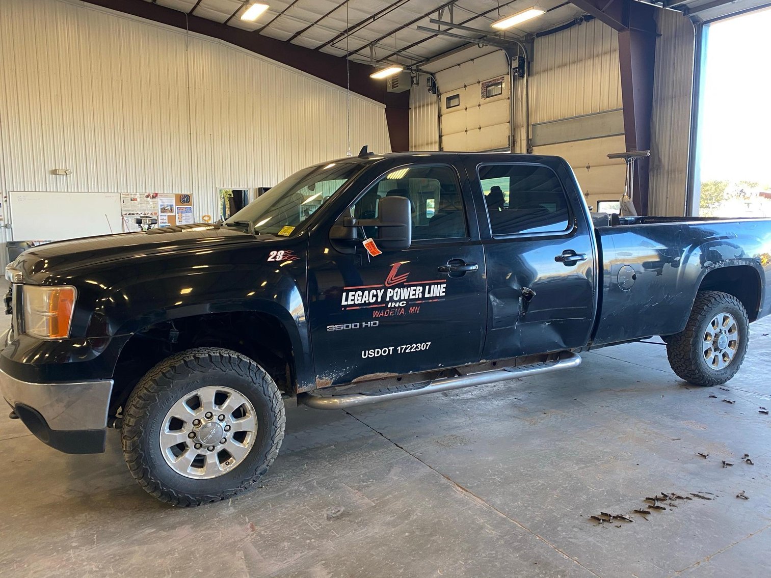 2012 GMC 3500 & 2012 Chevrolet 2500HD