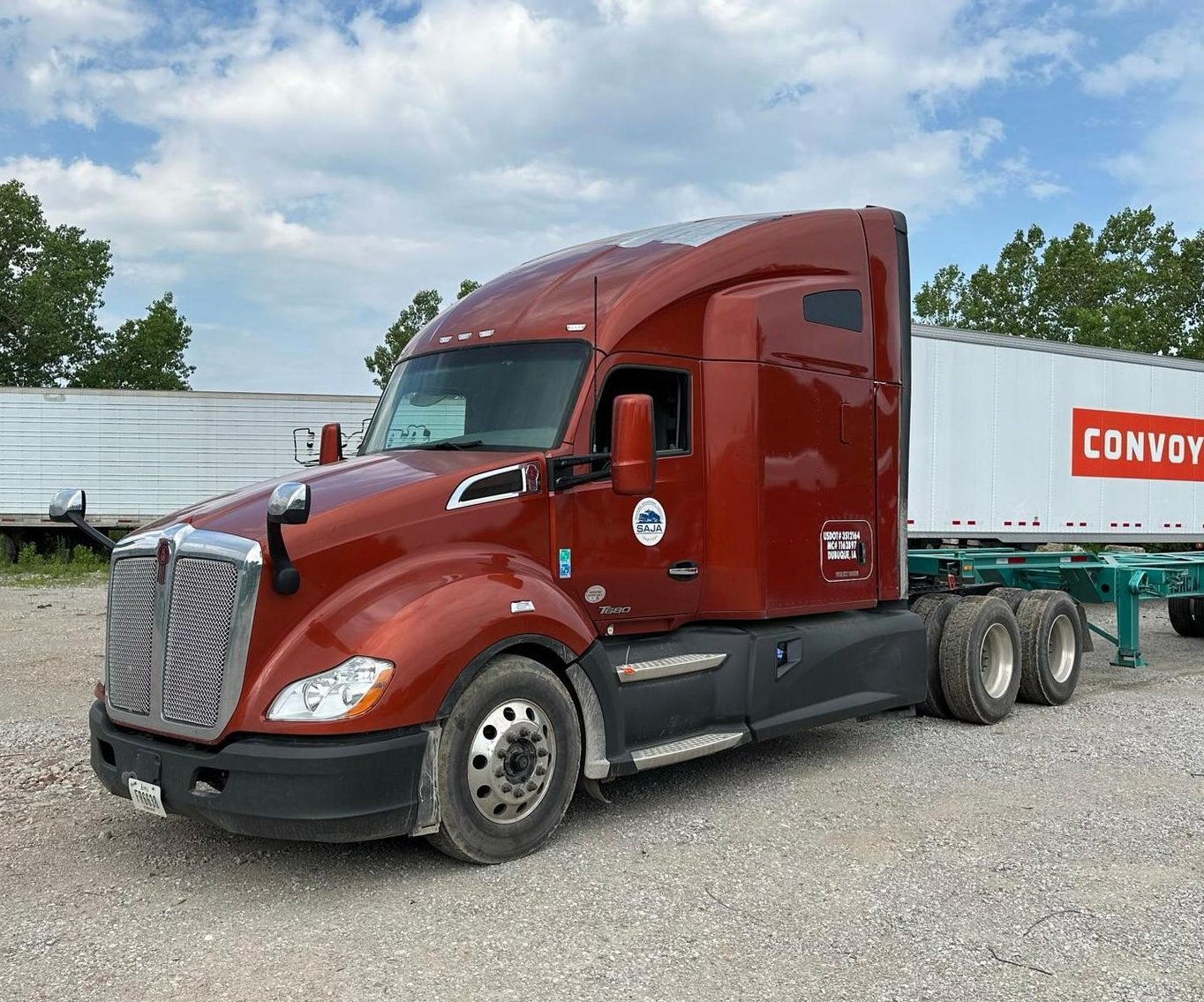 (3) Kenworth T680 Semis, (3) 2023 TTSA Container Chassis/Trailers