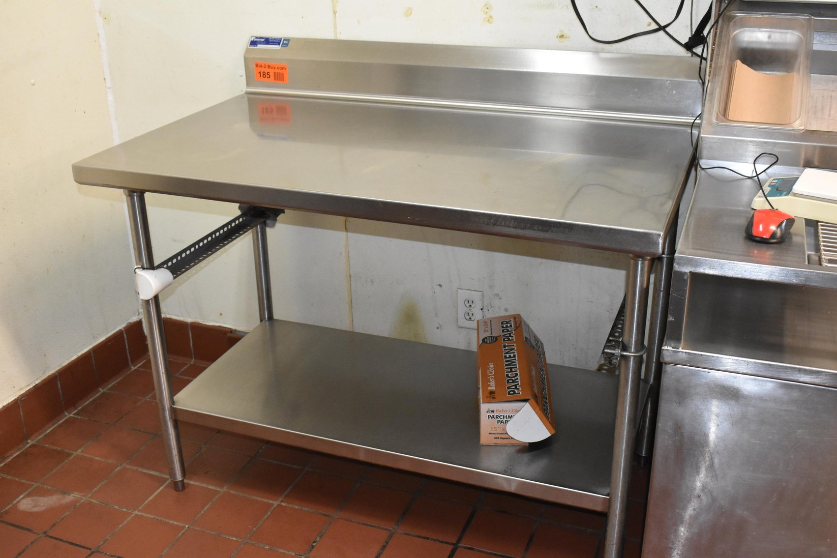 Restaurant Equipment: Sinks, Freezers, Refrigeration, Prep Tables