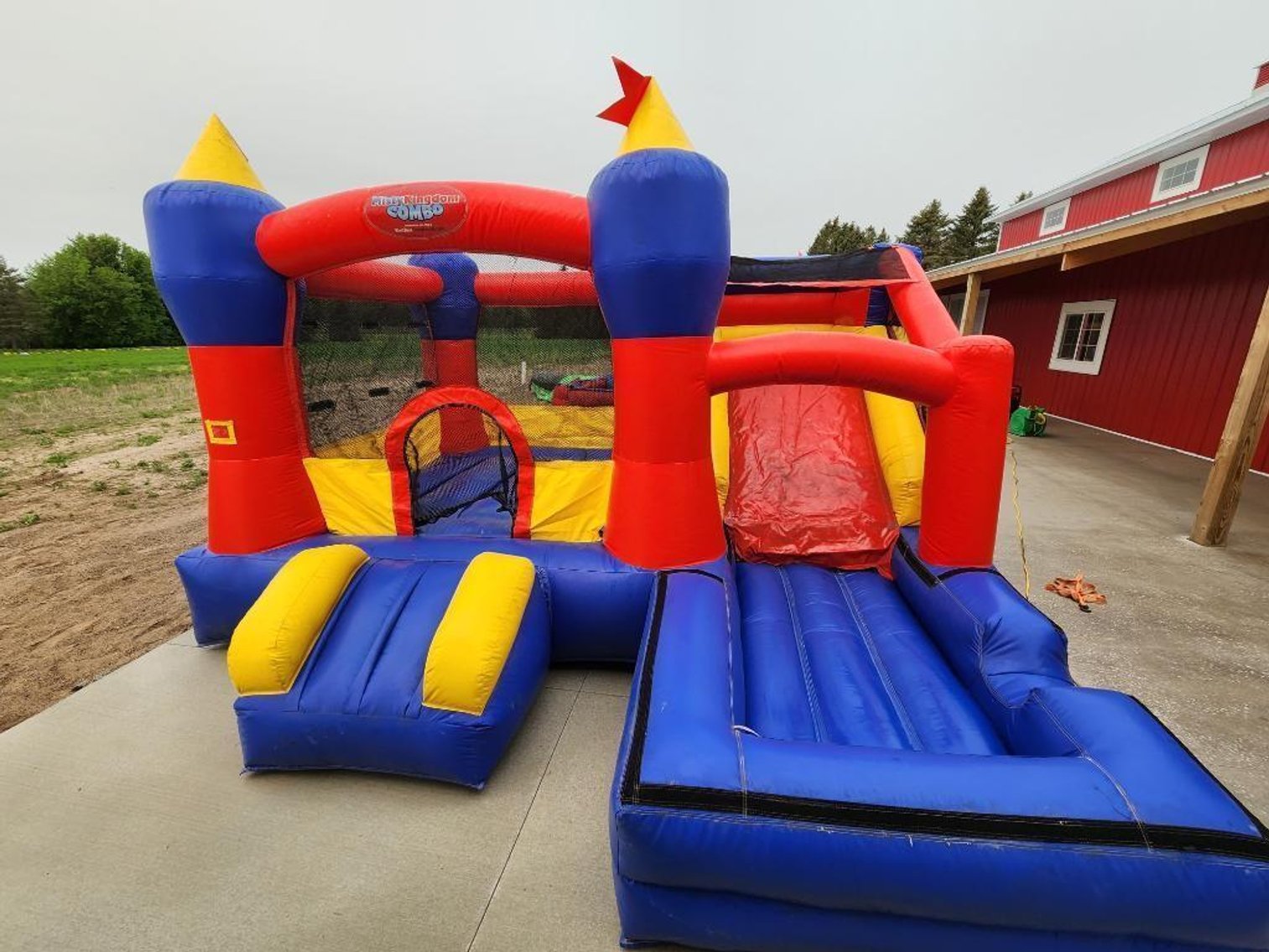 Bounce Houses & Inflatable Blowers