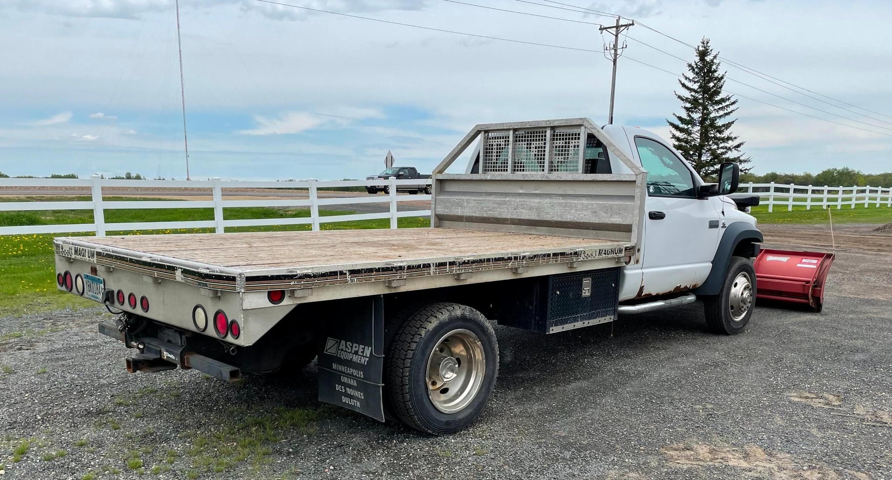 2008 Sterling Bullet 4WD With Western Wide-Out 8' - 10' Plow and Controller