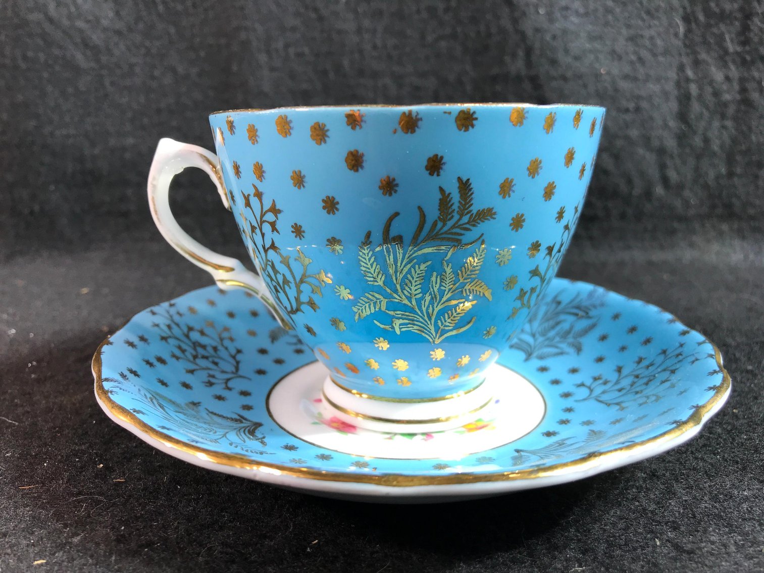 Vintage Estate Sale: Home Decor - Furniture - Collectibles - Dishware