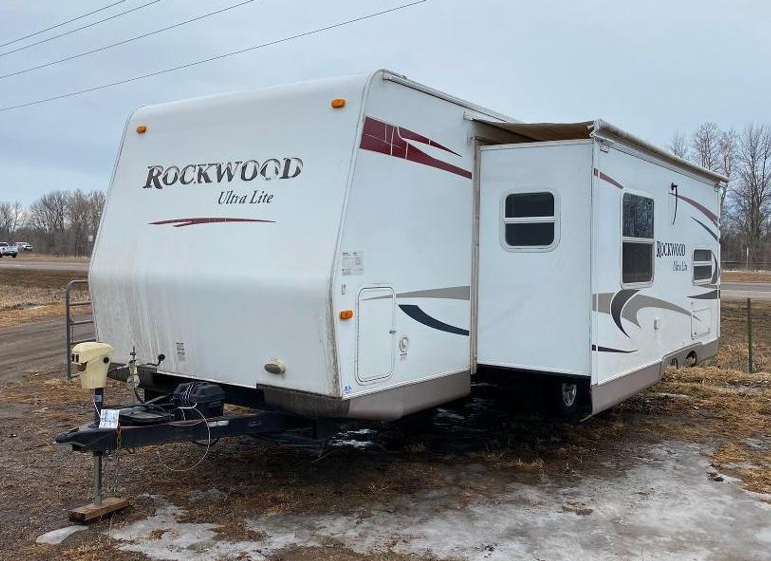 19 Units: (2) Motorhomes, (5) 5th Wheels, (12) Travel Trailers