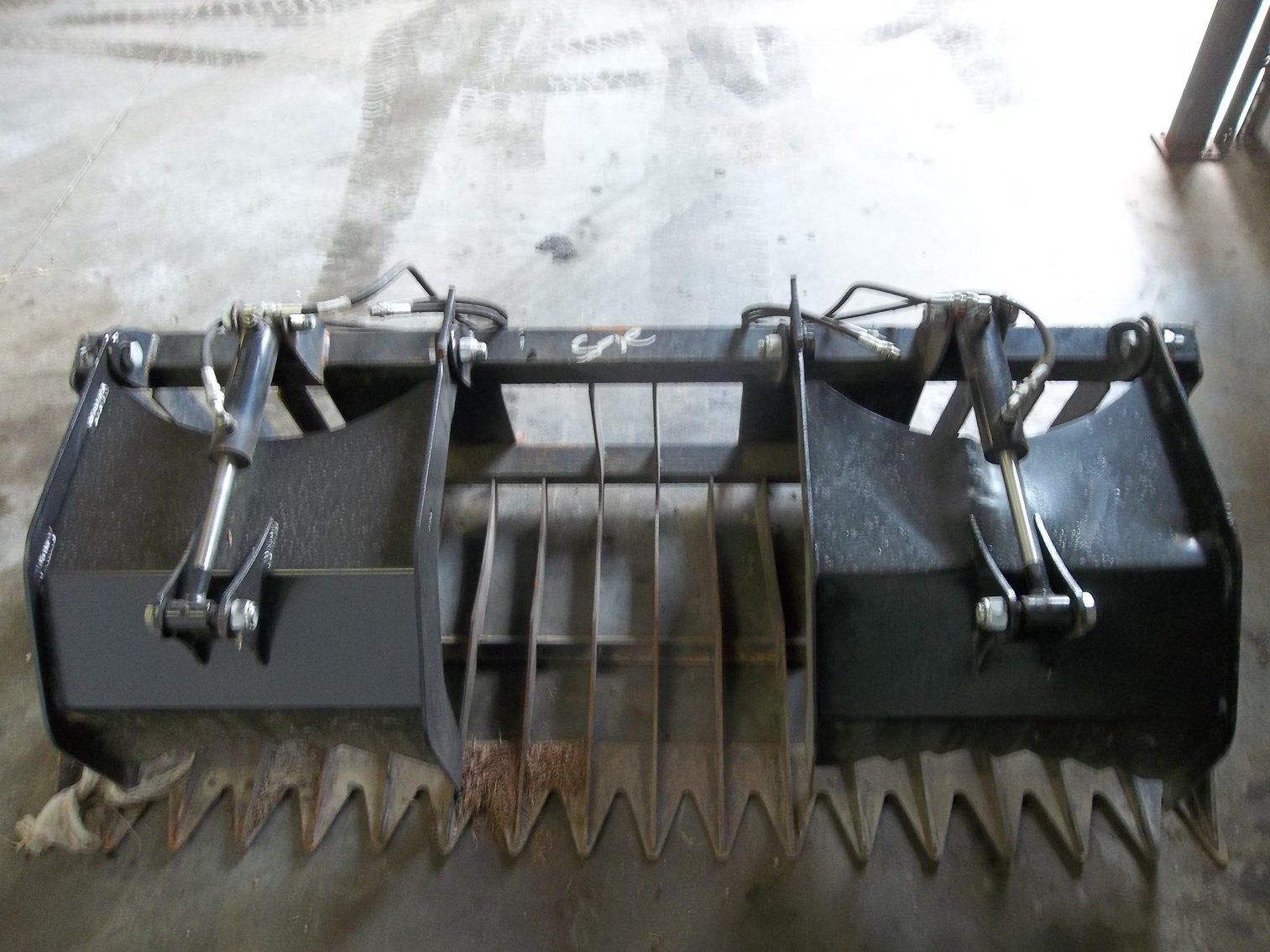 Skid Steer Grapple Bucket & Shop Tools