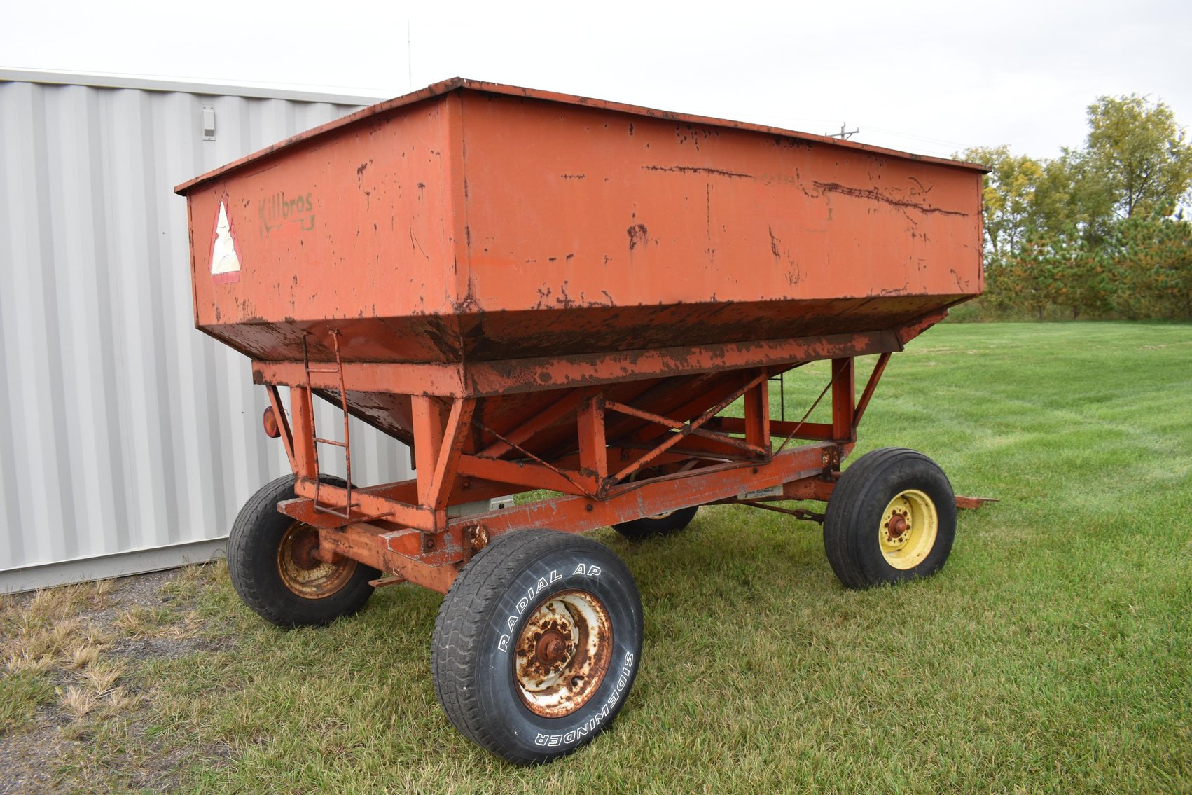 Farm Machinery, Hunting & Ice Fishing Gear, Welding, File Cabinets & More