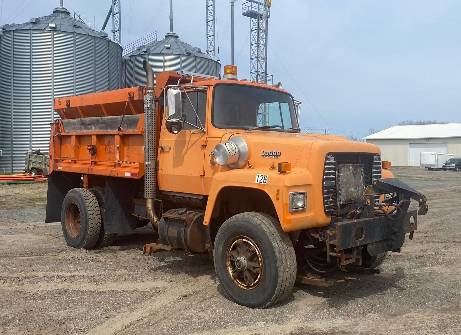 1989 Ford L8000 Salt Truck