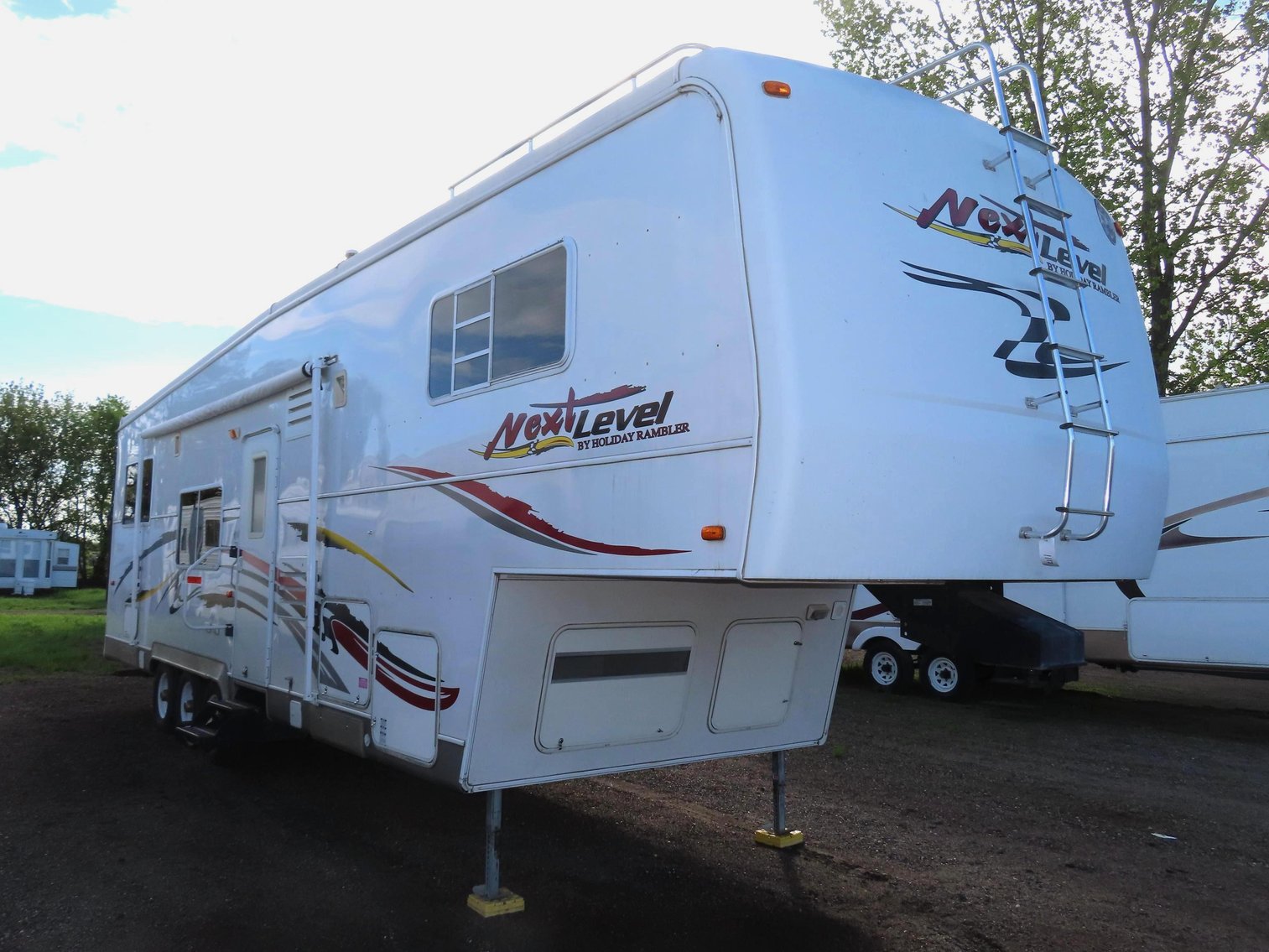 2004 Holiday Rambler Next Level 37' Toy Hauler