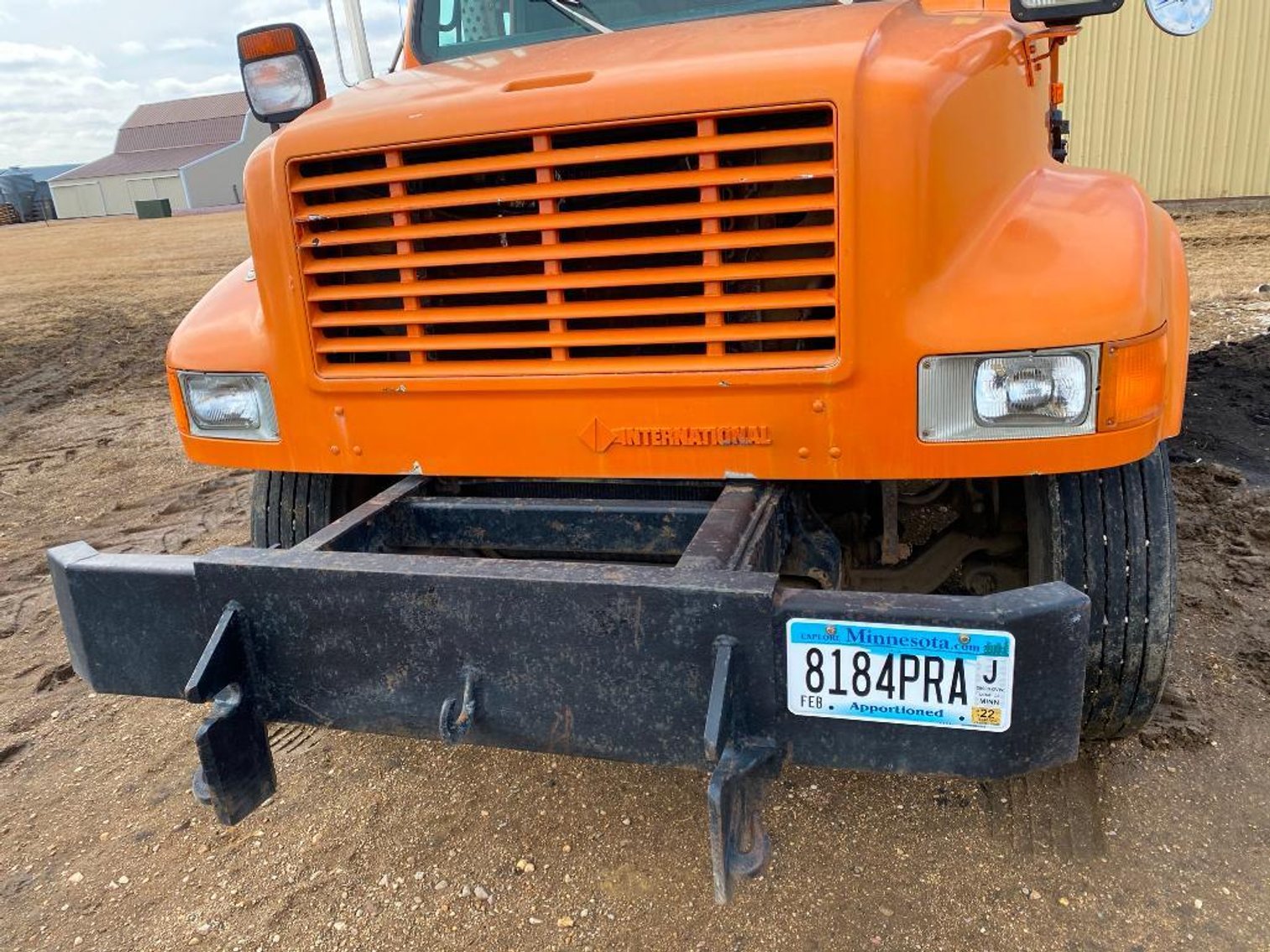 1990 IH 4900 4X2 With 10' Dump Box