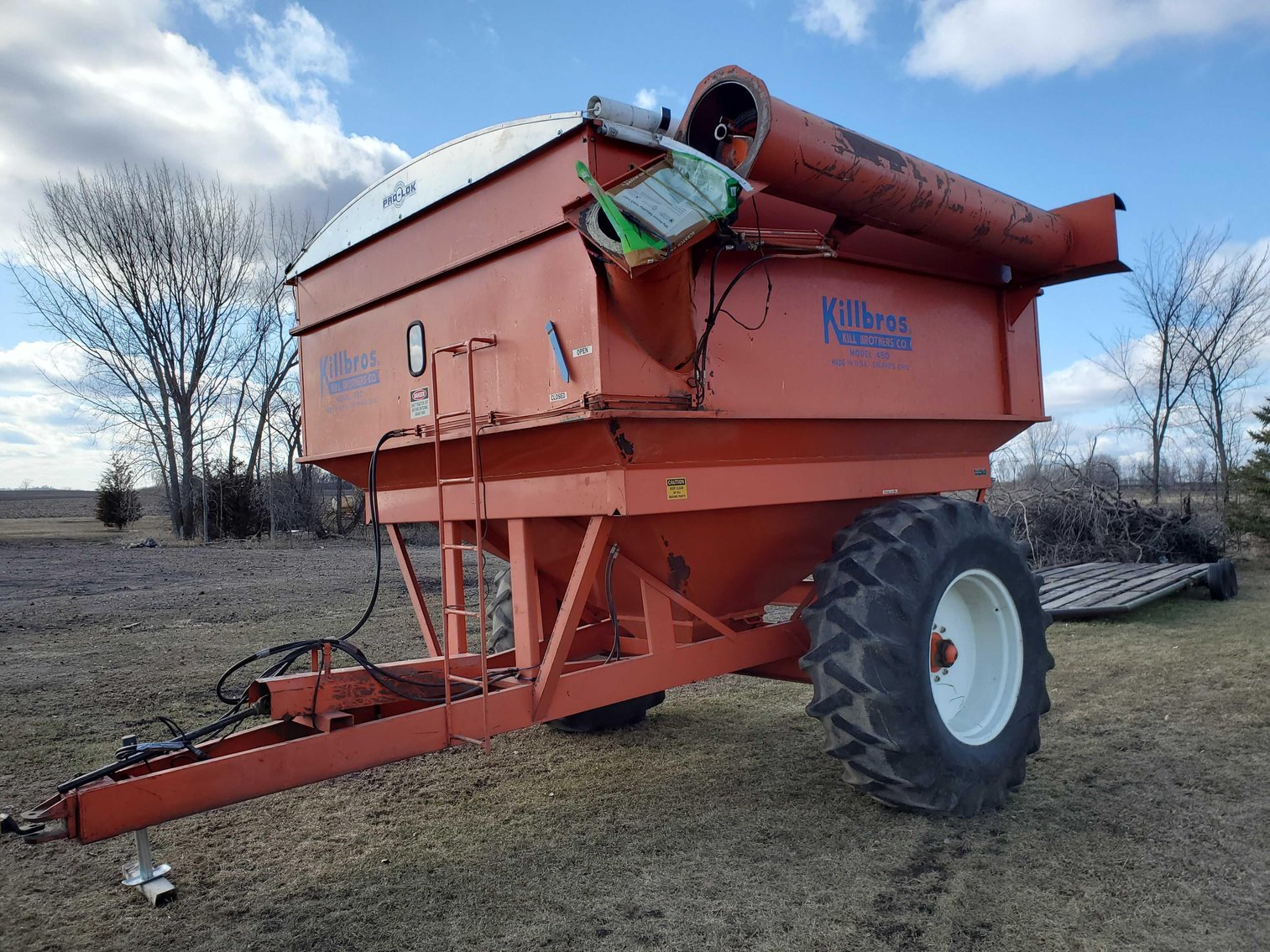 MIKE GORRES FARM RETIREMENT AND OTHERS FARM CONSIGNMENT/CITY OF RENVILLE SURPLUS