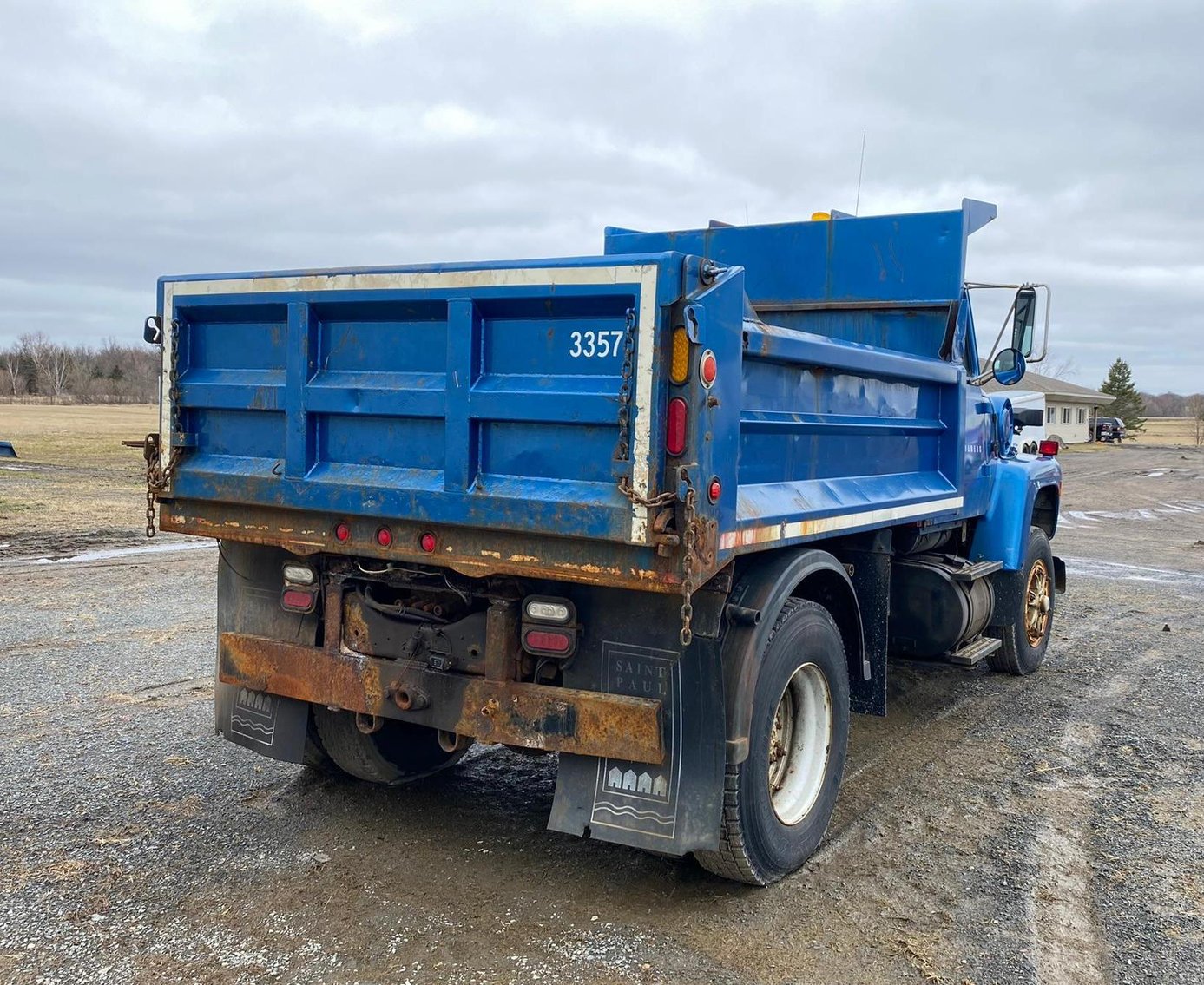 1994 Ford L8000 Dump Truck