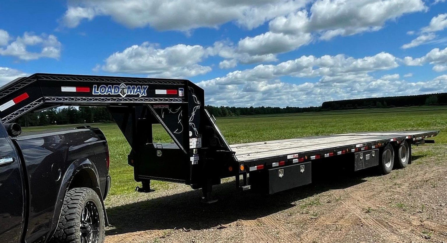 2014 Loadmax 32' Hydraulic Tilt, 1998 Jet 42' Grain Hopper, 16' Cattle/Horse Trailer