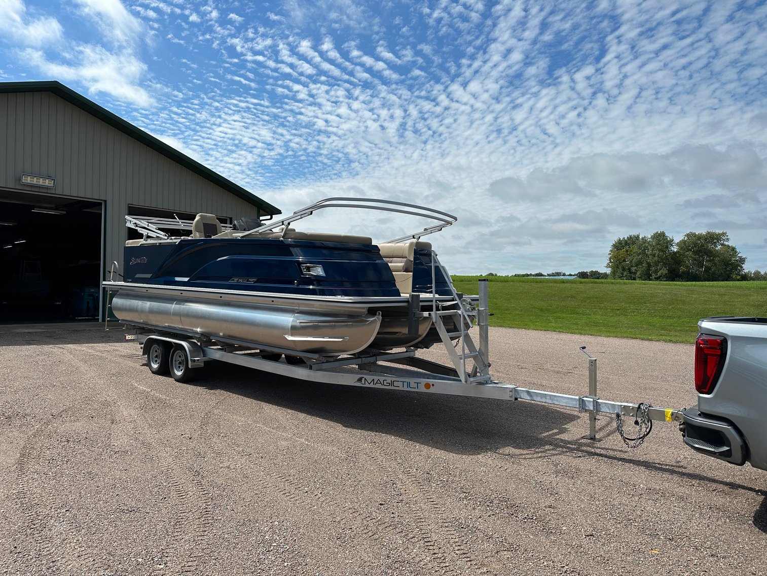 (3) New Campers & (2) New 2023 Silverwave 2210 CLS Pontoons (127101)