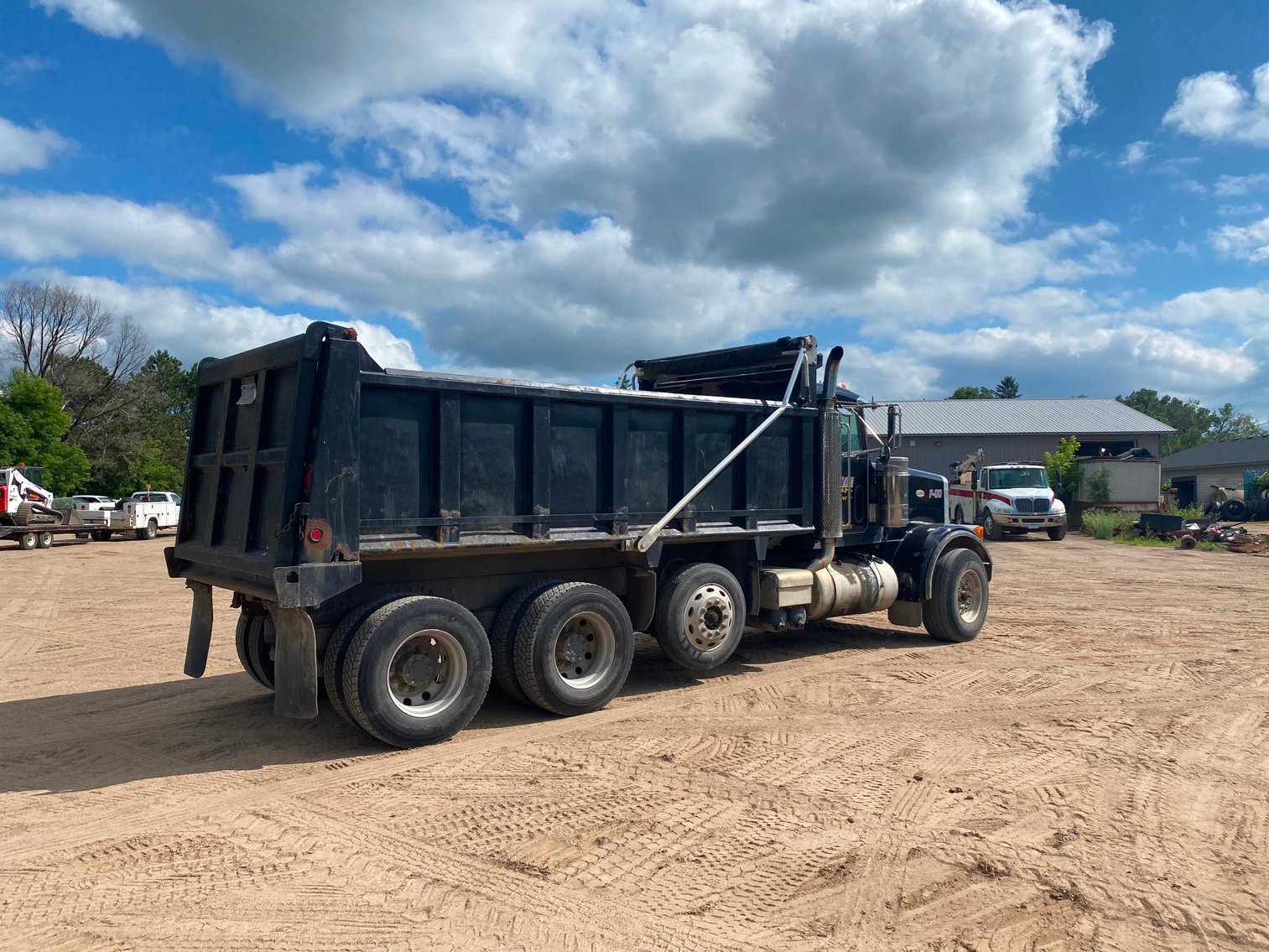 2000 Peterbilt 378 Tri Axle Dump Truck