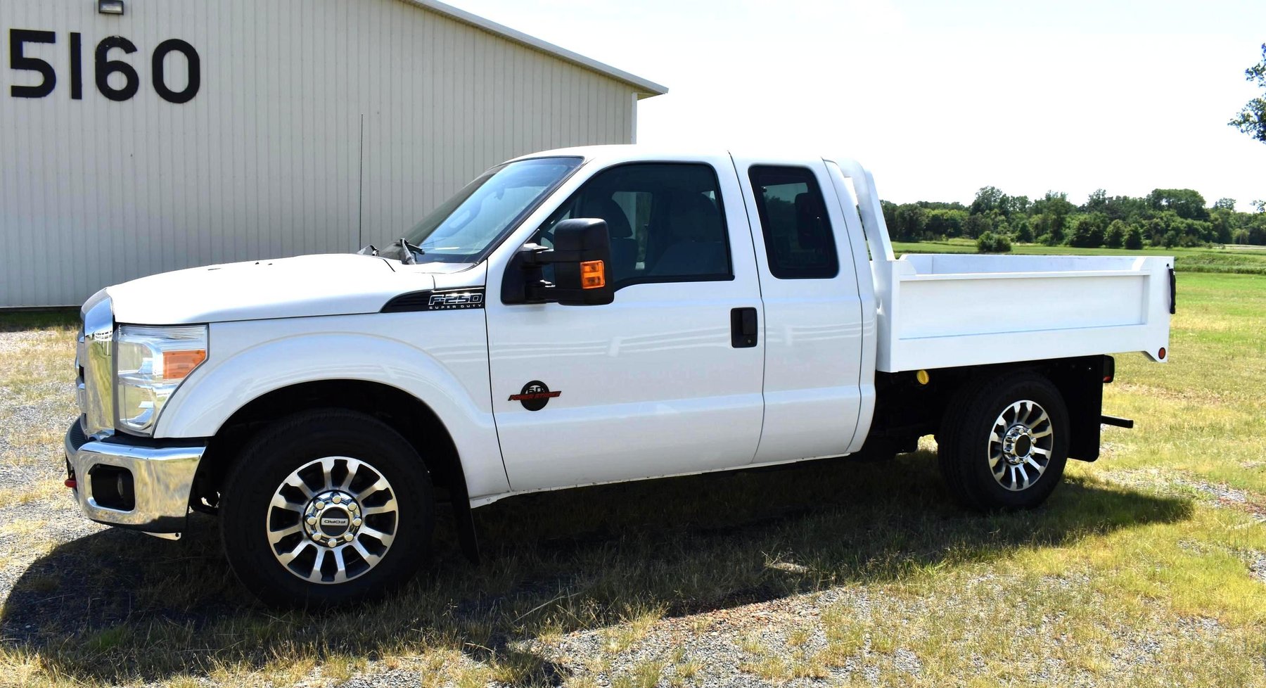 2011 Ford F-250 Super Duty With Dump Box