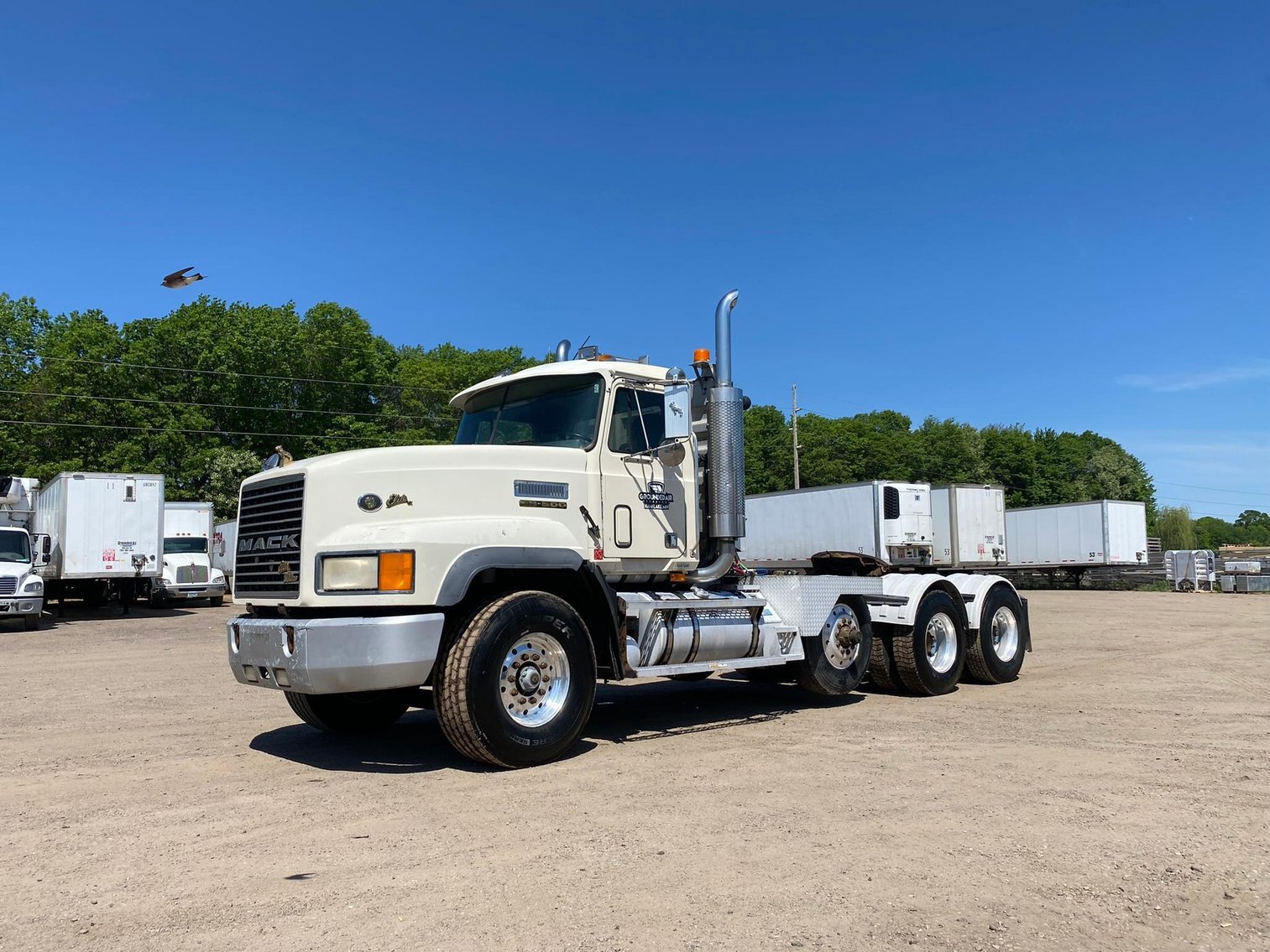 2006 & 2007 Peterbilt 379 Day Cab, 1995 Mack CL713, 2004 Load King Low Boy