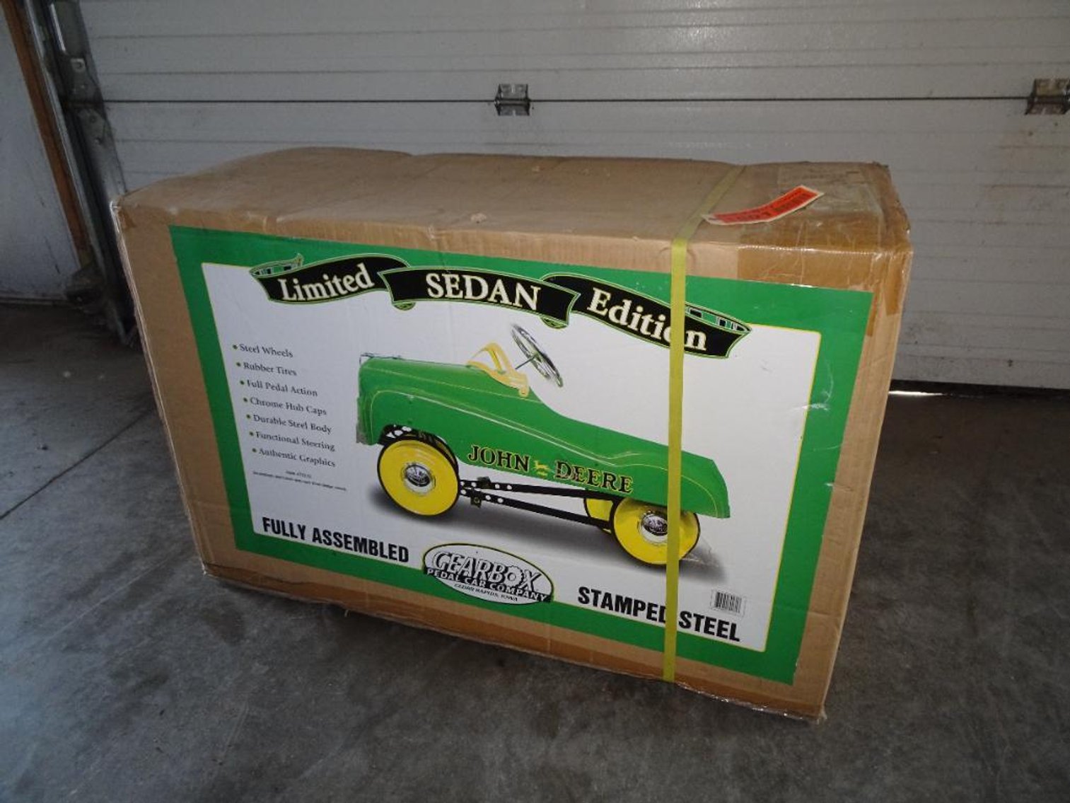 John Deere Collectibles, Antiques & Primitive Items