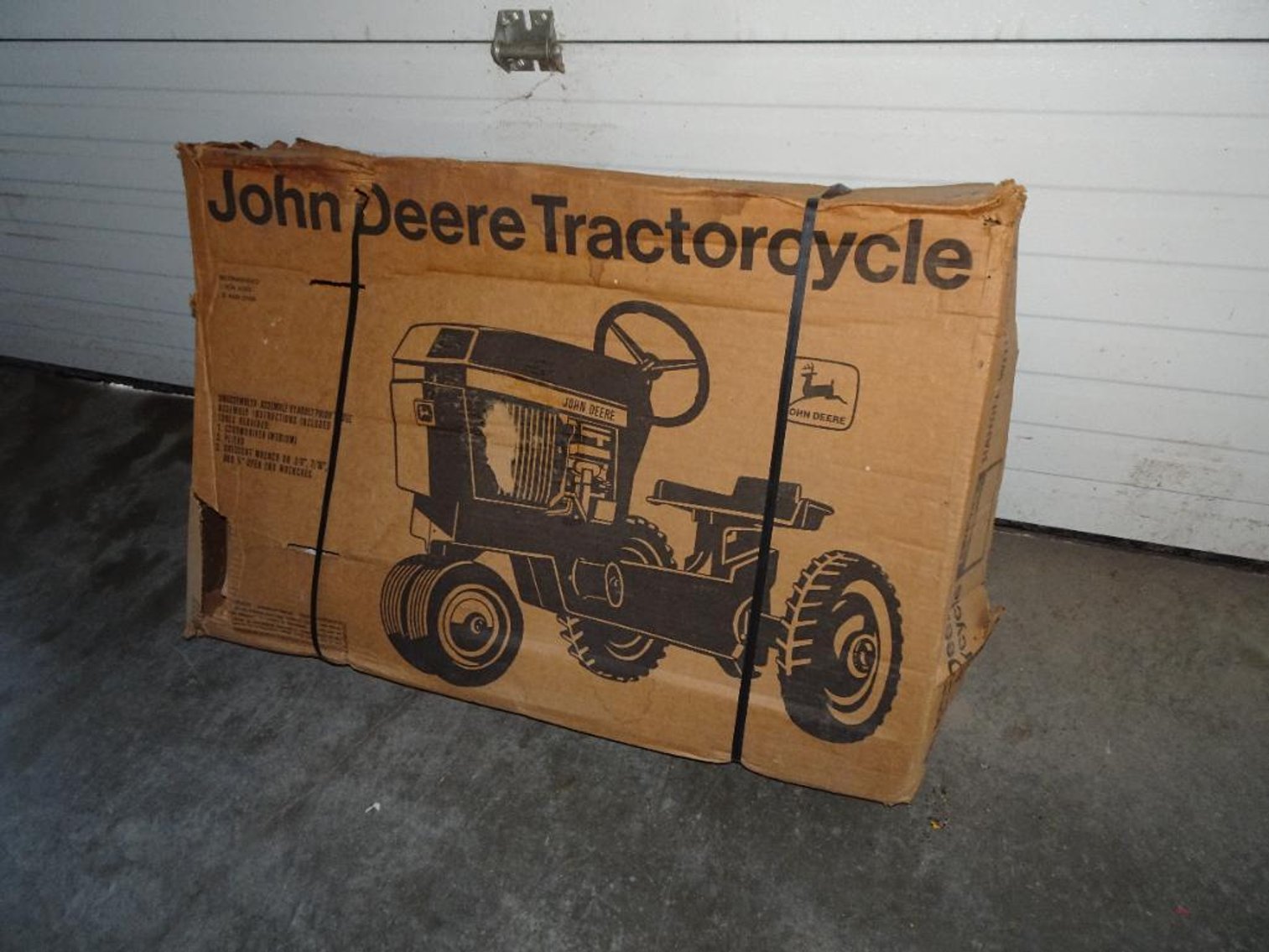 John Deere Collectibles, Antiques & Primitive Items