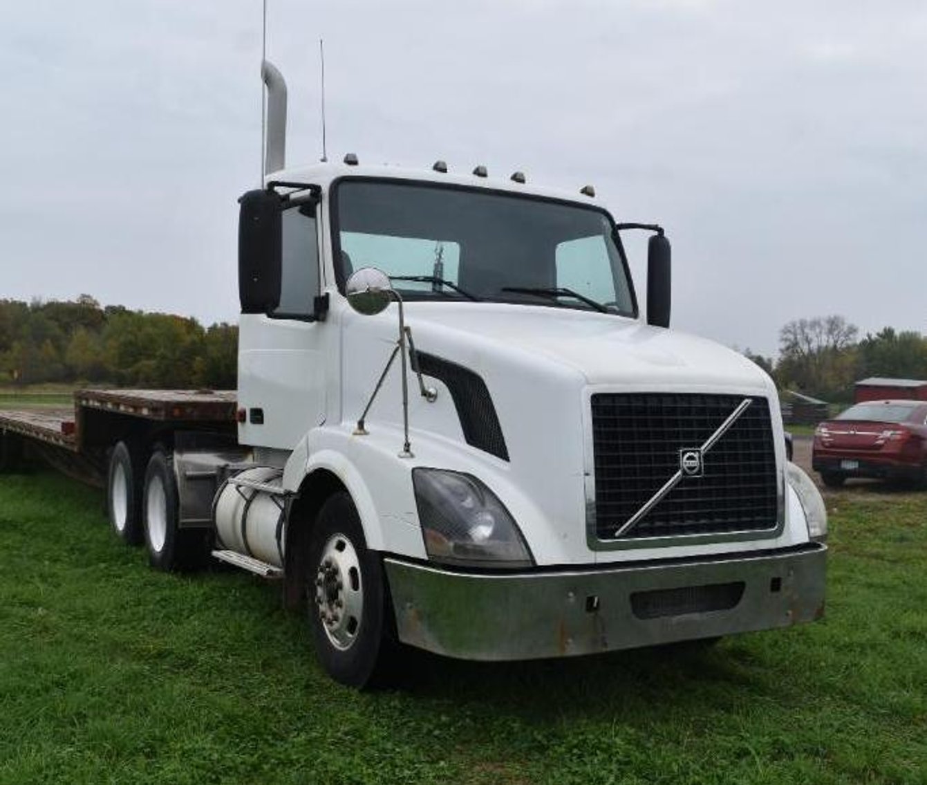 Construction Equipment: 2006 Volvo, IH Rollback, Trailers, Attachments, J-Hooks, Hayride Wagon