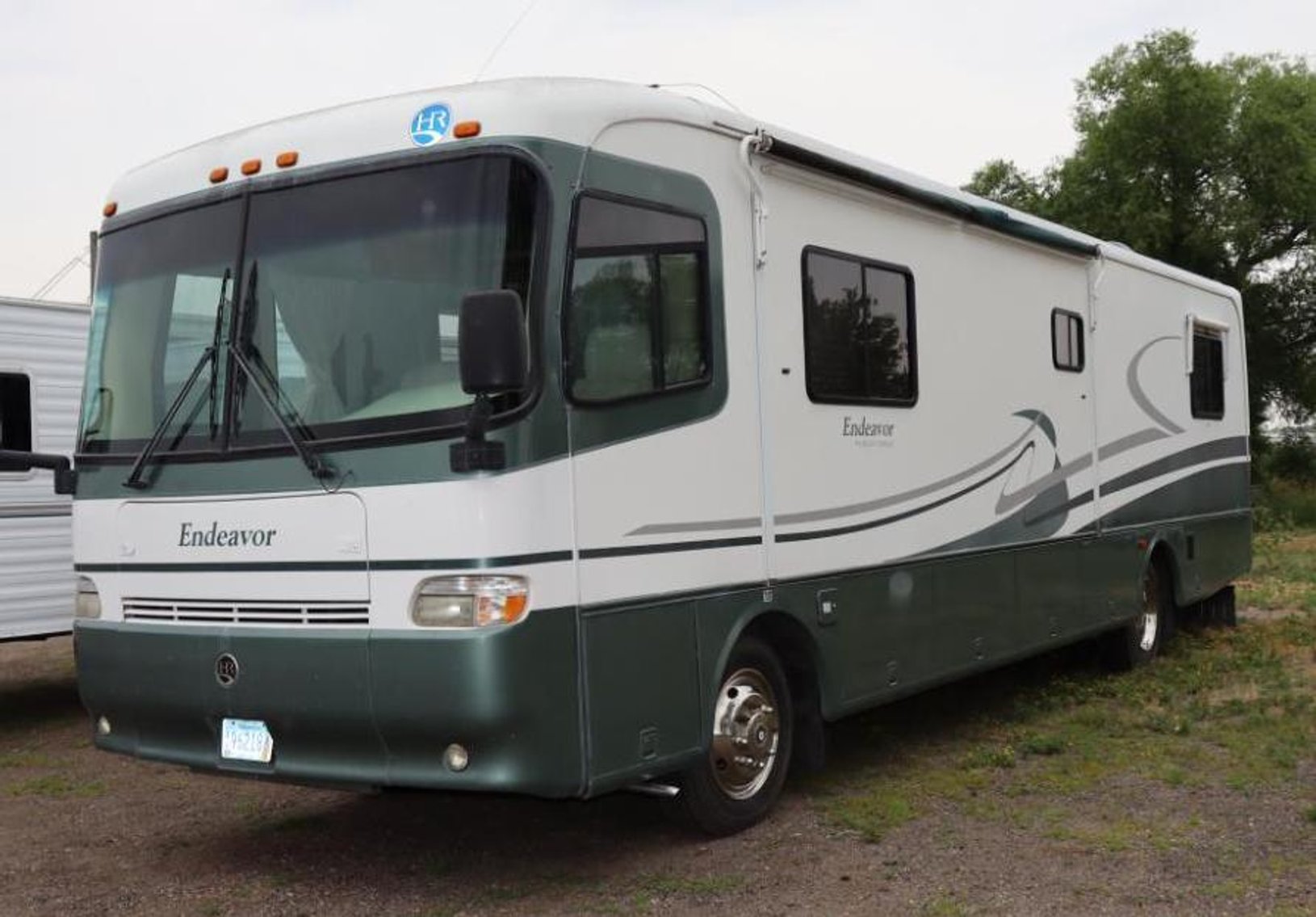 (10) Units: (1) Motorhome, (2) 5th Wheels & (7) Travel Trailers