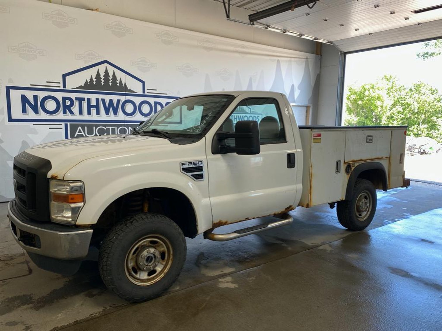 Northwoods Auction Co. Dealer Consignment Sale