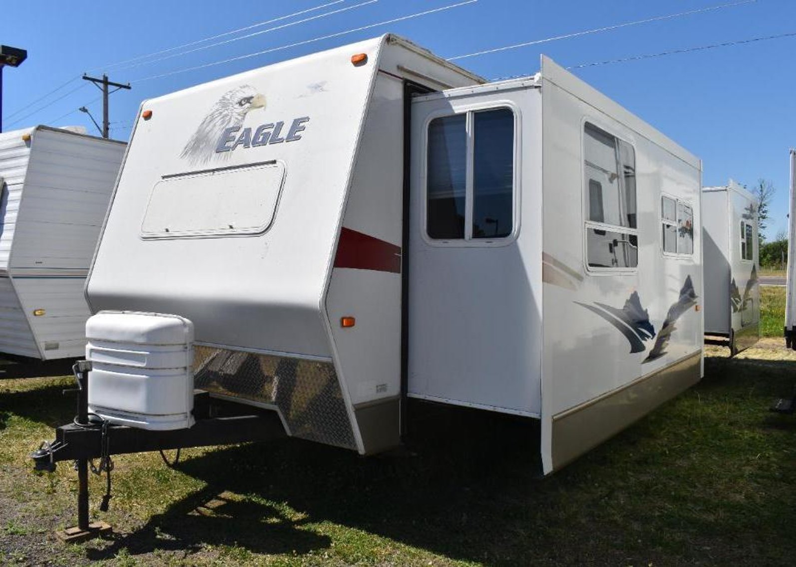 14 Units: (1) Motorhome, (2) 5th Wheels & (11) Travel Trailers