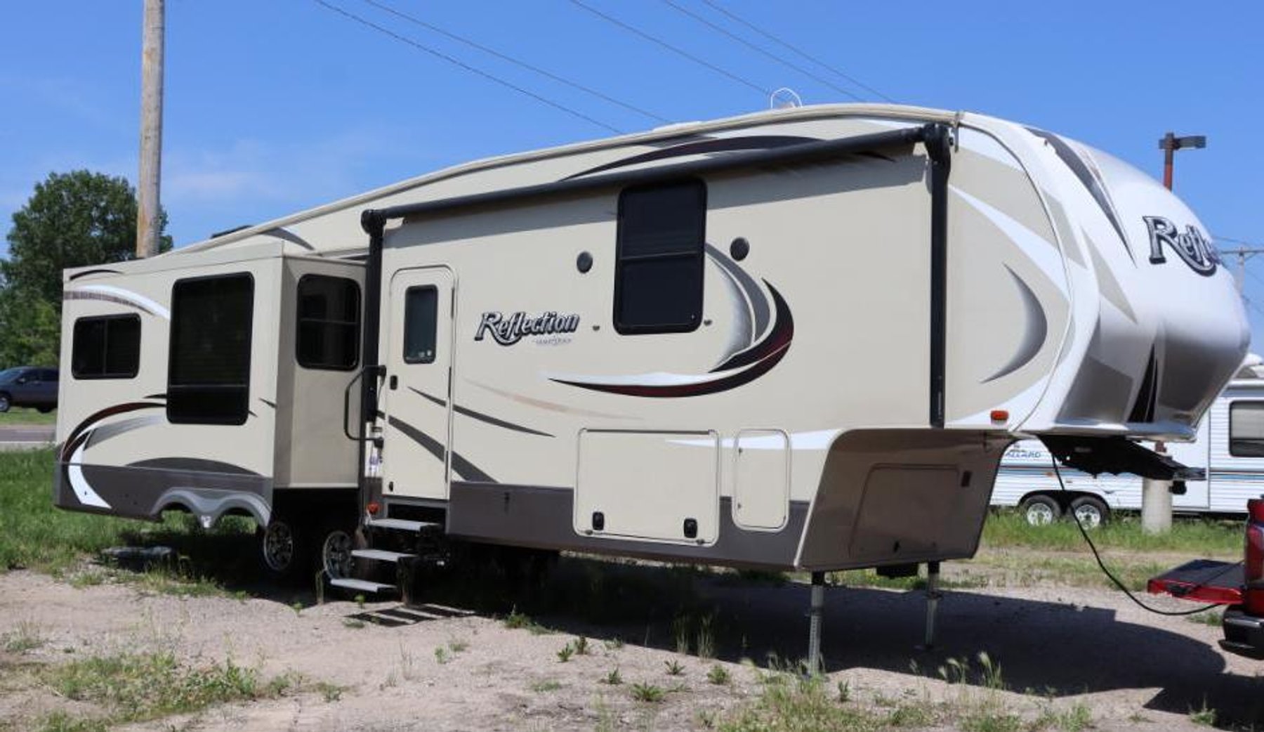 2015 Grand Design Reflection 337RLS 5th Wheel Camper